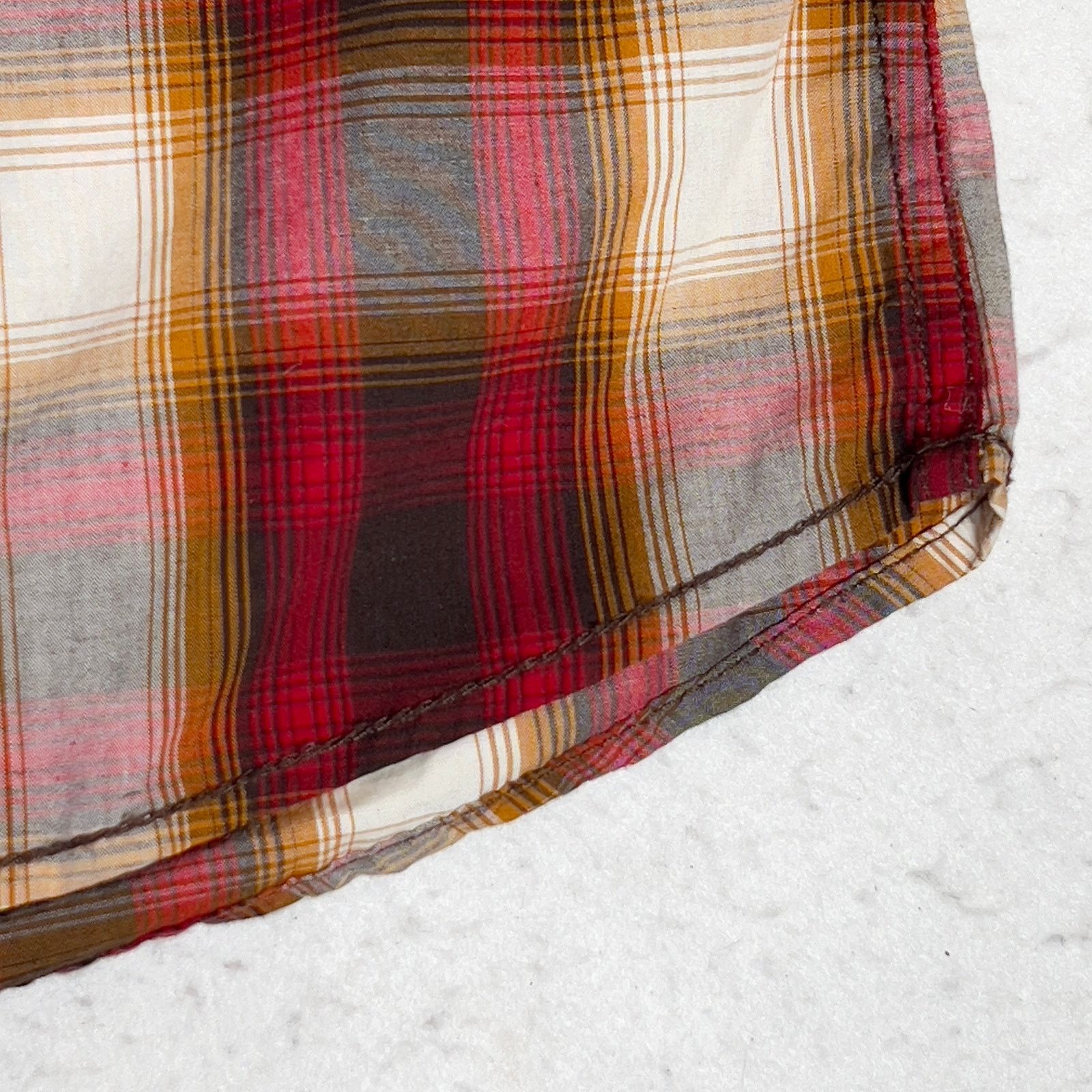 Urban Pipeline Urban Pipeline Button Shirt Men's Large Red Tan Brown Plaid Size US L / EU 52-54 / 3 - 4 Thumbnail