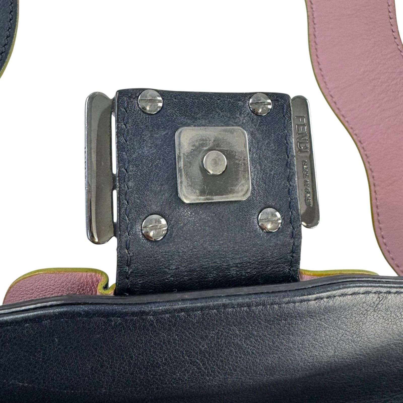 Fendi Fendi Wave Baguette Bag Size ONE SIZE - 21 Thumbnail