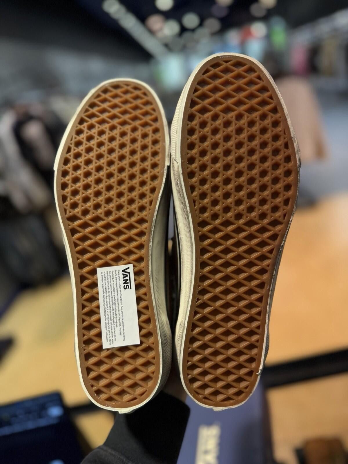 Vans Size 9.5M - Vans LX Old Skool 36 Pearlized Vintage Cocoa Size US 9.5 / EU 42-43 - 10 Thumbnail