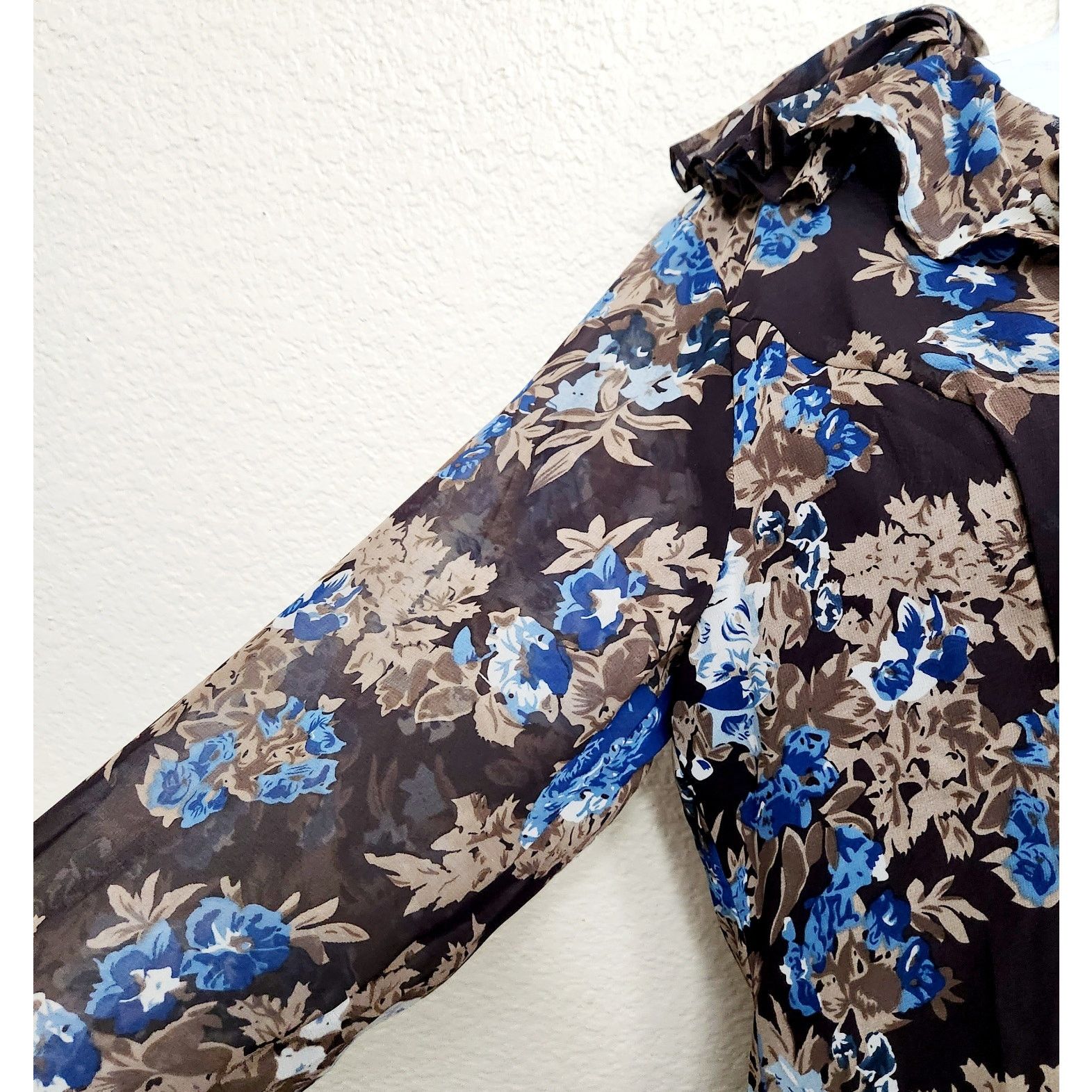 Coldwater Creek Coldwater Creek Brown Blue Floral Ruffled Neck Top Large Size L / US 10 / IT 46 - 4 Thumbnail