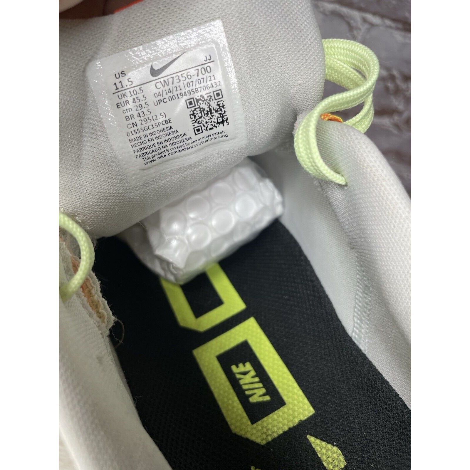 Nike Nike Air Zoom Pegasus 38 Barely Volt Running Shoes Men 11.5M Size US 11.5 / EU 44-45 - 10 Thumbnail