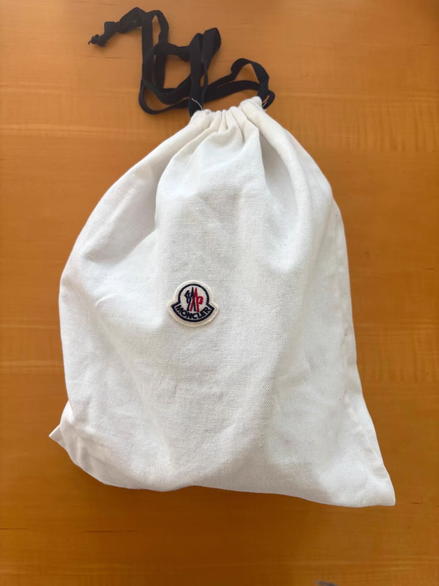Moncler Black Puffy Bucket Crossbody Bag Size ONE SIZE - 4 Thumbnail
