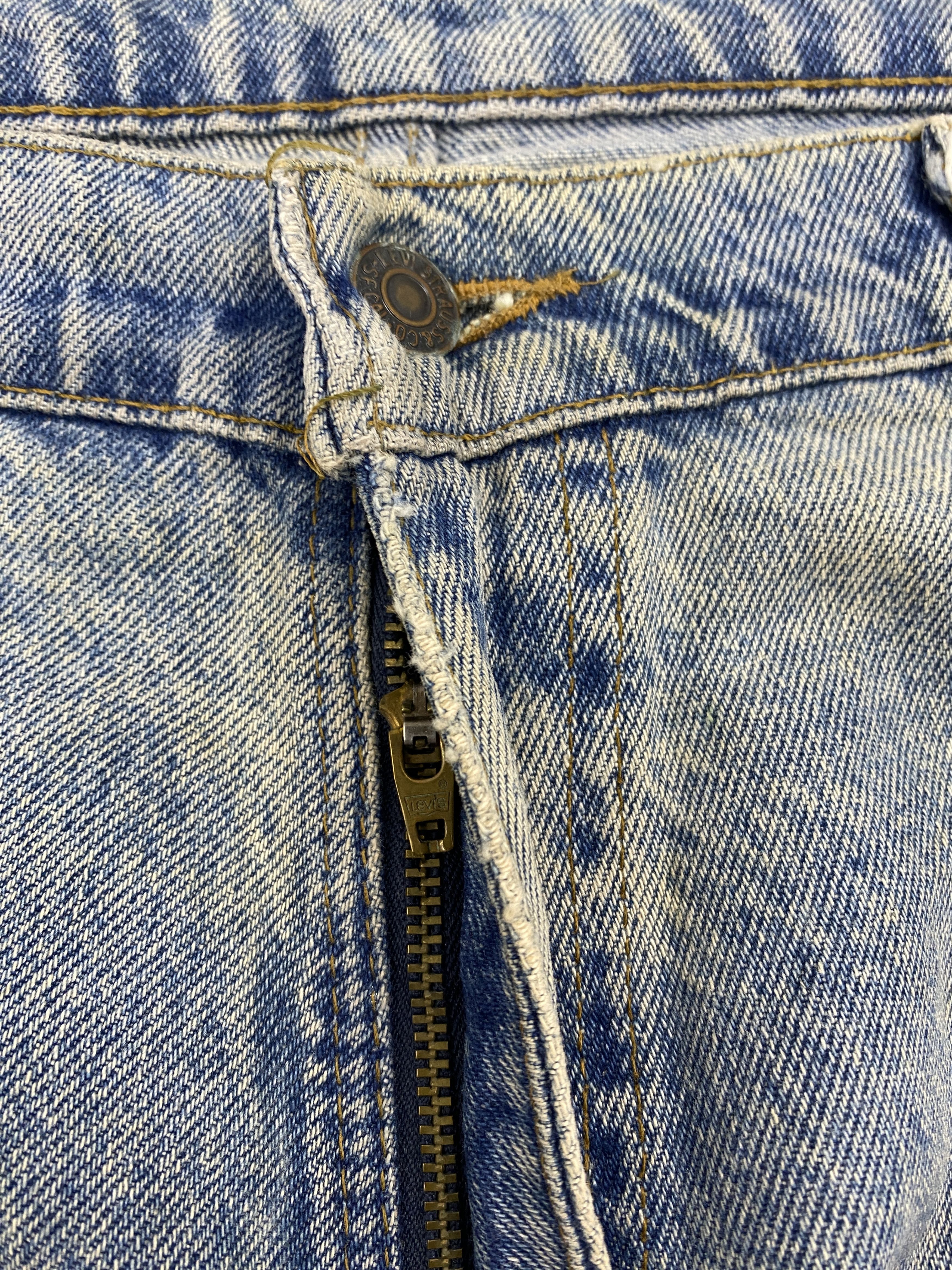 Levi's Vintage 90s Levis 545 Faded Blue Jeans S0038 Size US 39 - 13 Thumbnail