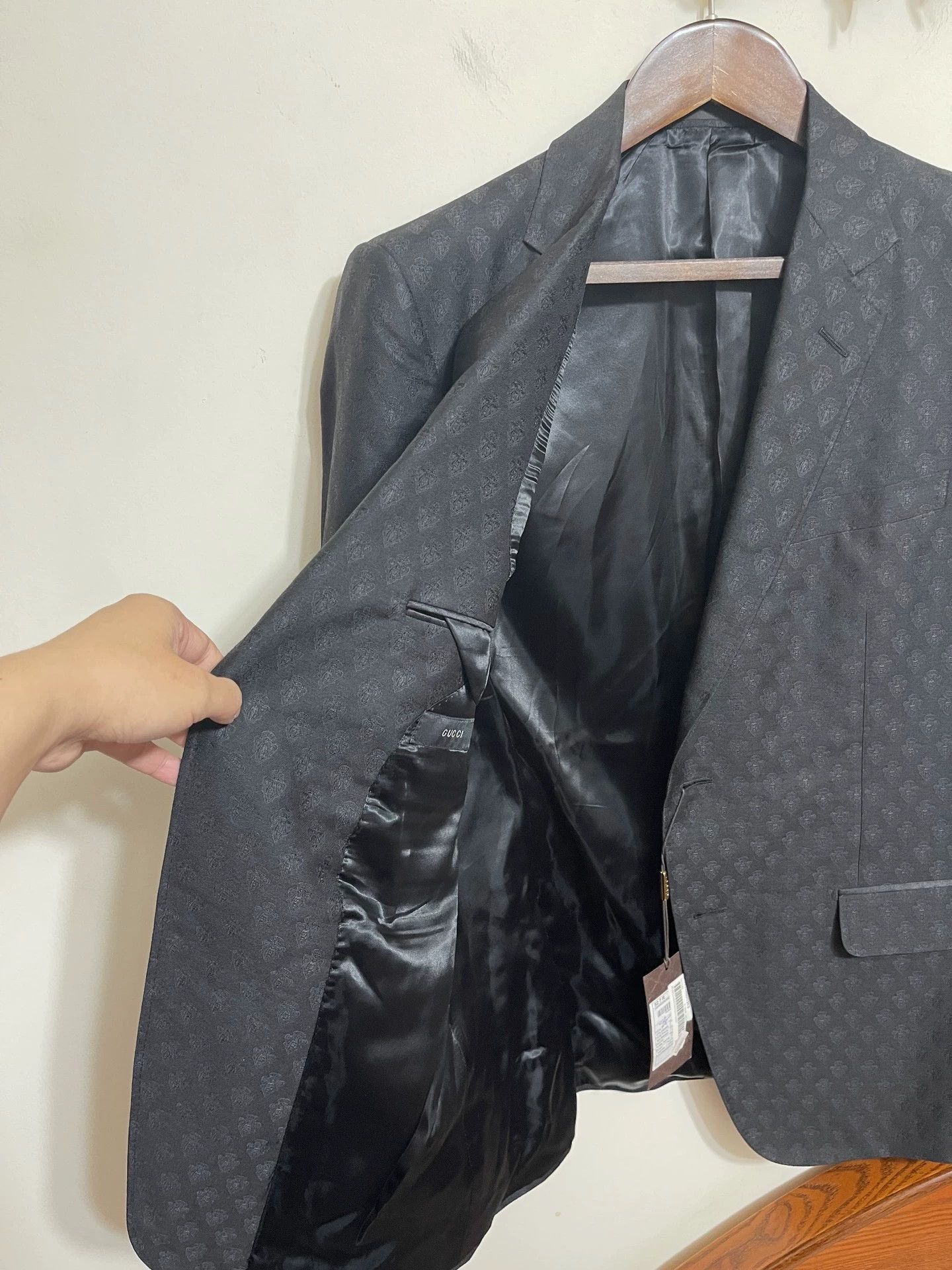 Gucci Gucci New Slim Fit Suit Size 52 IT Wool-Silk Blend Size 52R - 7 Thumbnail