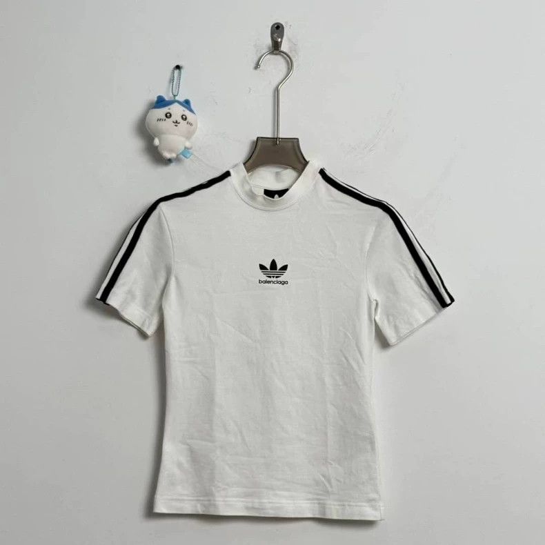 Balenciaga Balenciaga Adidas Co-branded Short Sleeve Size US S / EU 44-46 / 1 - 1 Thumbnail