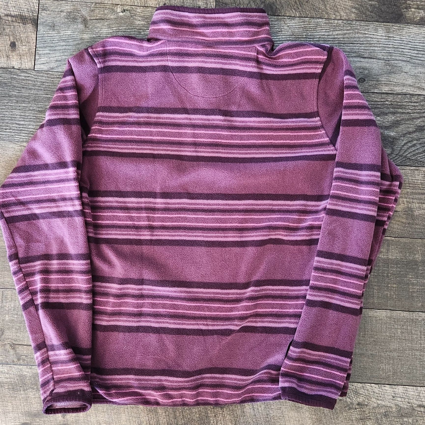Duluth Trading Company Duluth Trading Co Women Purple Striped 1/4 Snap Button Pullover Fleece Size L Large Womens Sweater Long Sleeve/Size L Size L / US 10 / IT 46 - 2 Thumbnail