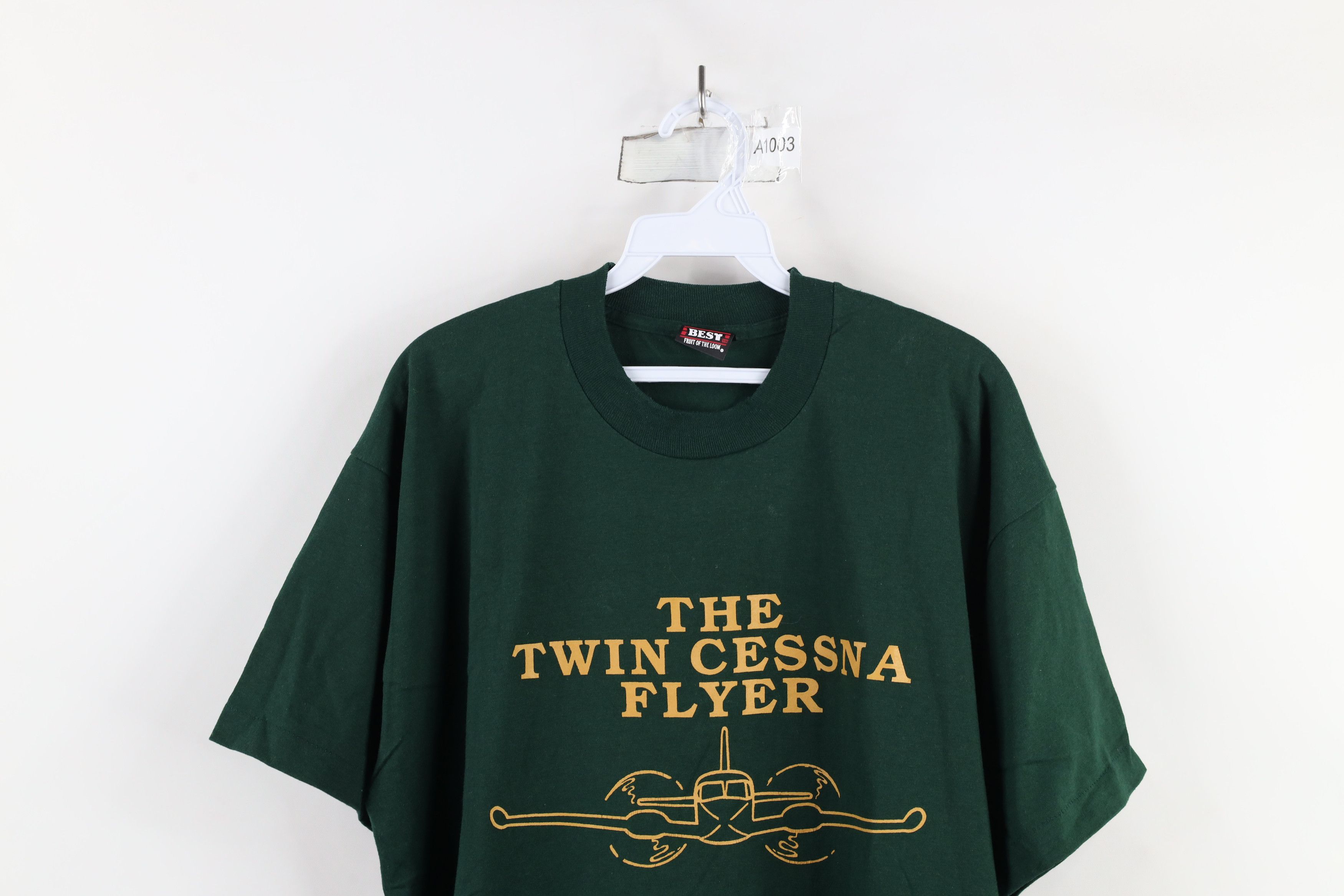 Vintage Vintage 90s Streetwear Twin Cessna Flyer Airplane T-Shirt Size US XL / EU 56 / 4 - 2 Thumbnail