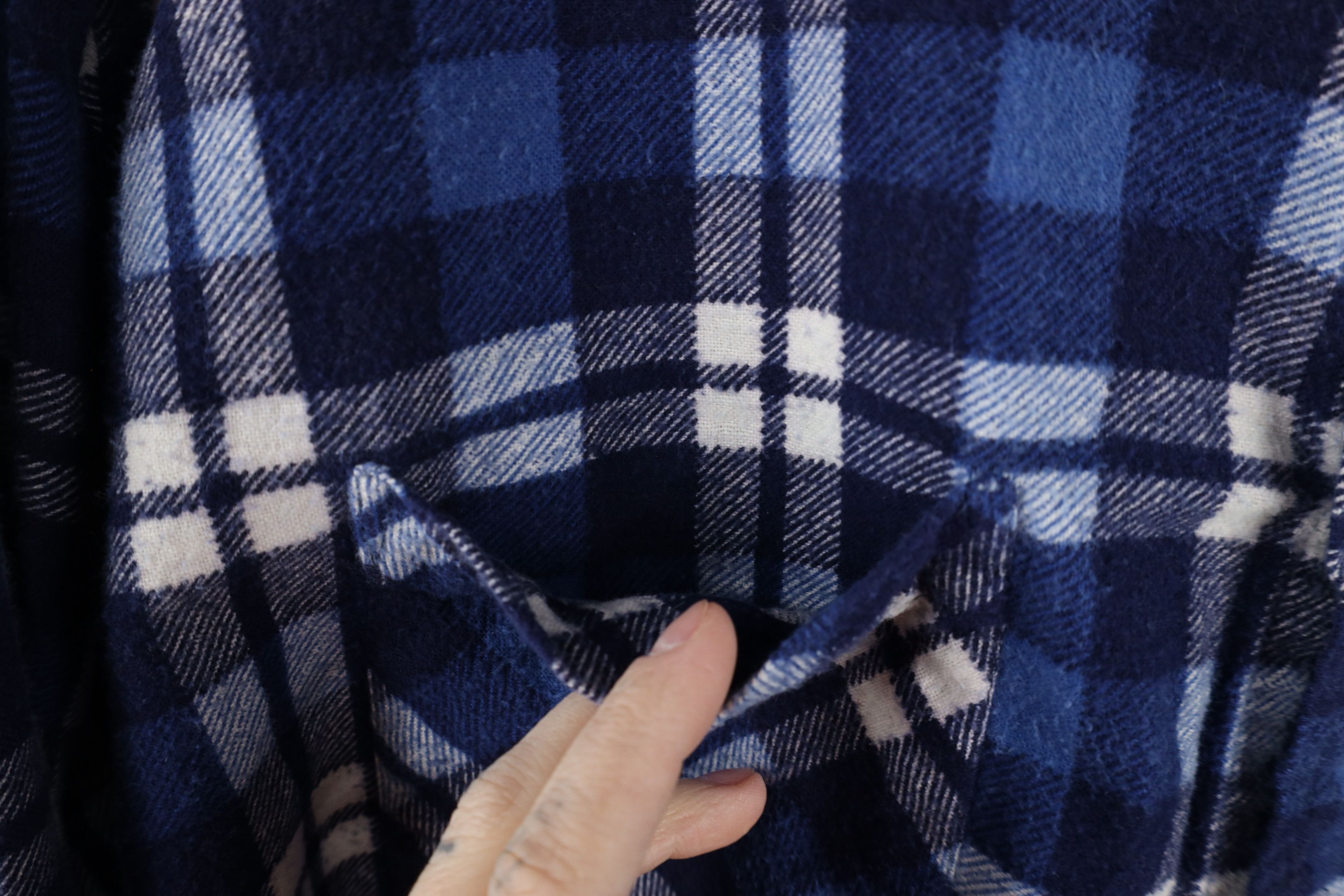 Vintage Vintage 90s Streetwear Flannel Collared Button Shirt Size US L / EU 52-54 / 3 - 5 Thumbnail