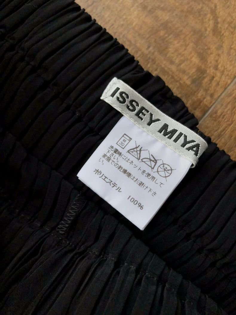 Issey Miyake Issey Miyake size:2 Black mainline wavy edge irregular-sha Size 31" - 8 Thumbnail