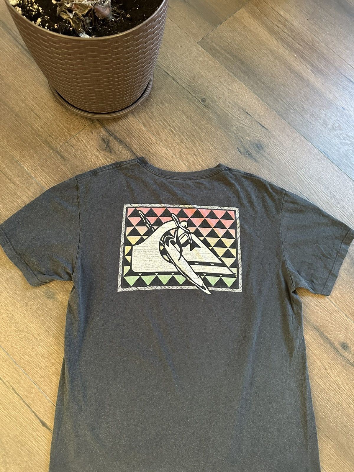 Quiksilver Vintage Quiksilver T-shirt Big Back Print Size US L / EU 52-54 / 3 - 13 Thumbnail