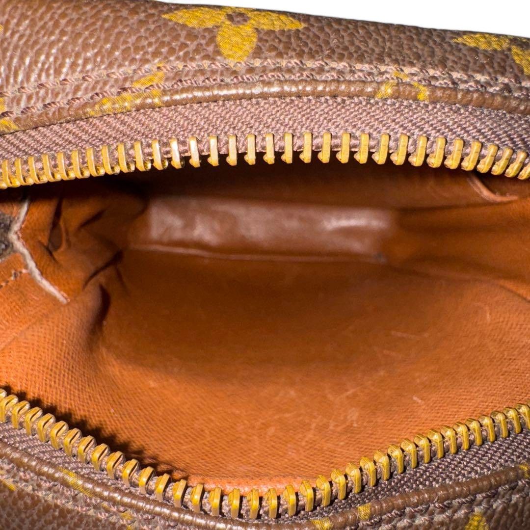 Louis Vuitton Louis Vuitton - Danube Amazon Leather Monogram Shoulder Bag Size ONE SIZE - 7 Thumbnail