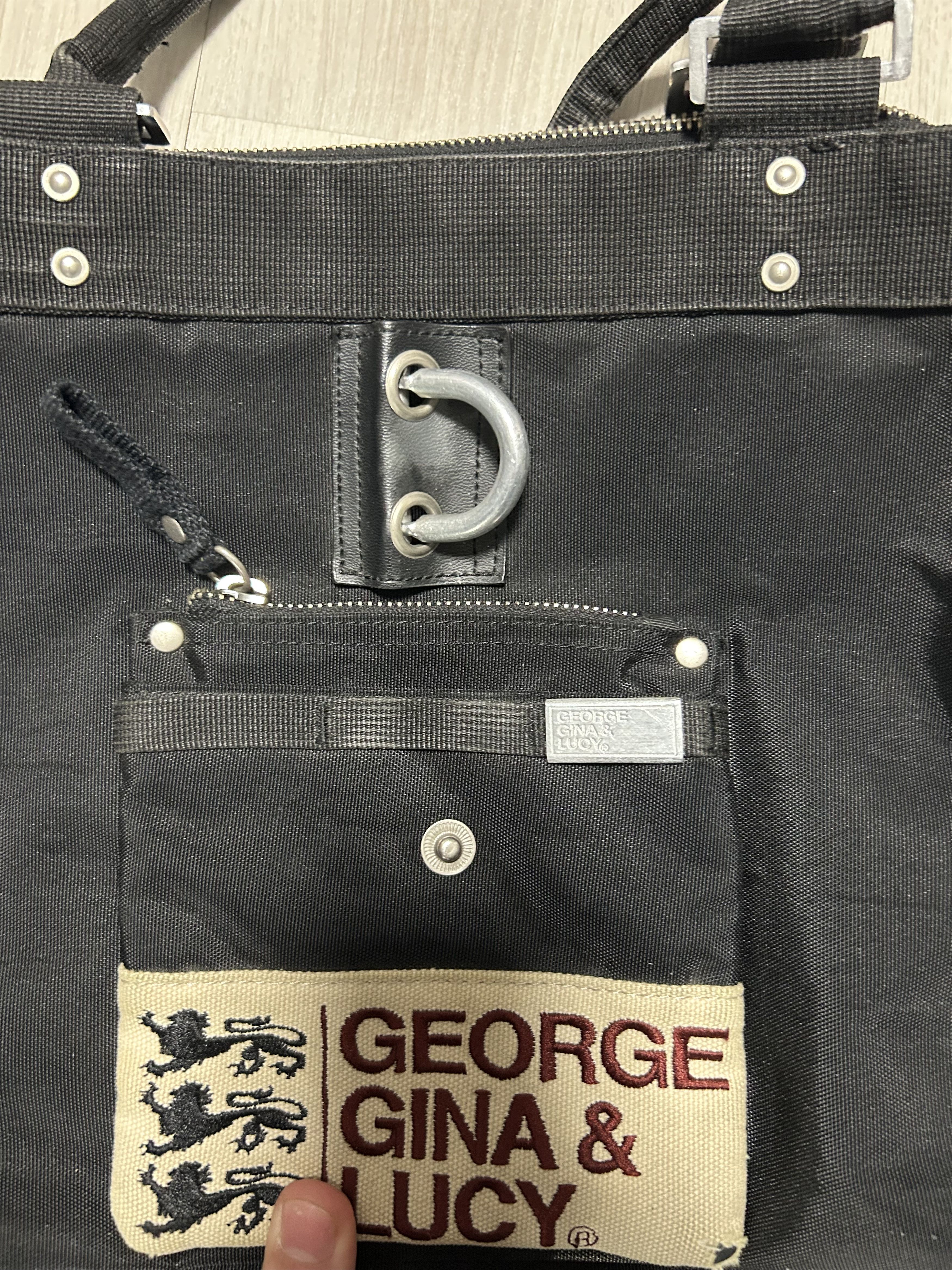 George Gina & Lucy Vintage Y2K George Gina & Lucy Hot Bakerboy Shoulder Bag Size ONE SIZE - 5 Thumbnail