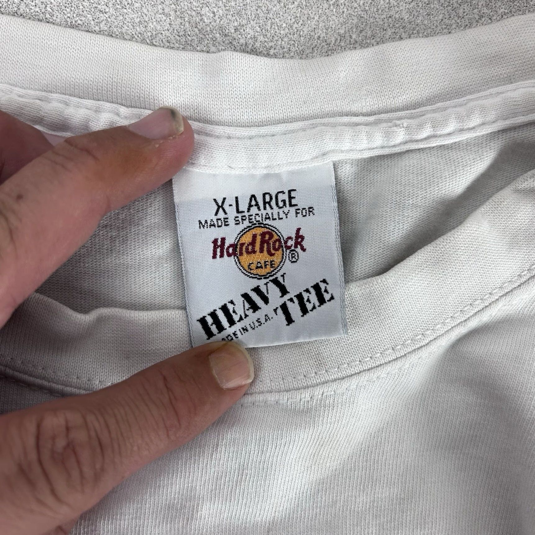 Hard Rock Cafe VINTAGE Hard Rock Cafe Shirt XL White Mens XL Thrashed Myrtle Beach Short Sleeve Crew Neck T-Shirt Size US XL / EU 56 / 4 - 5 Thumbnail