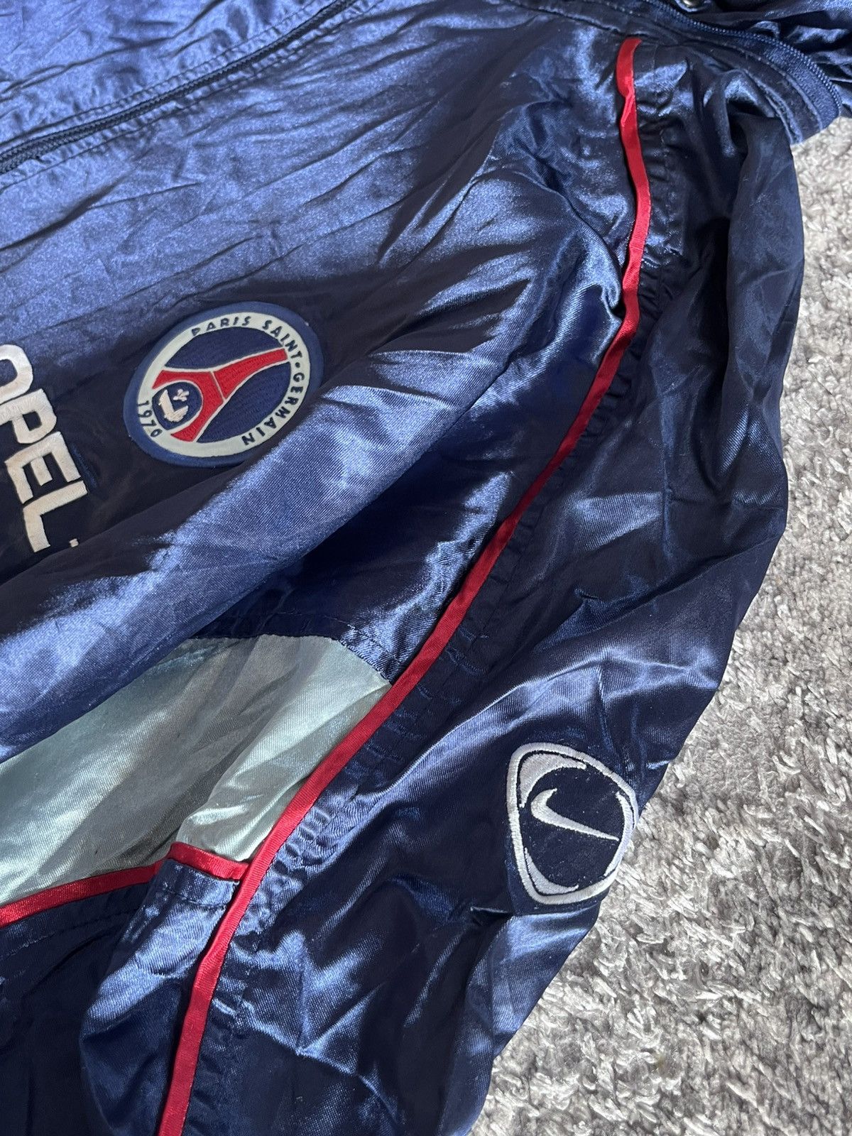 Nike Rare Vintage Nike PSG 2001 2002 Paris Saint Germain Jacket Size US XXL / EU 58 / 5 - 3 Thumbnail