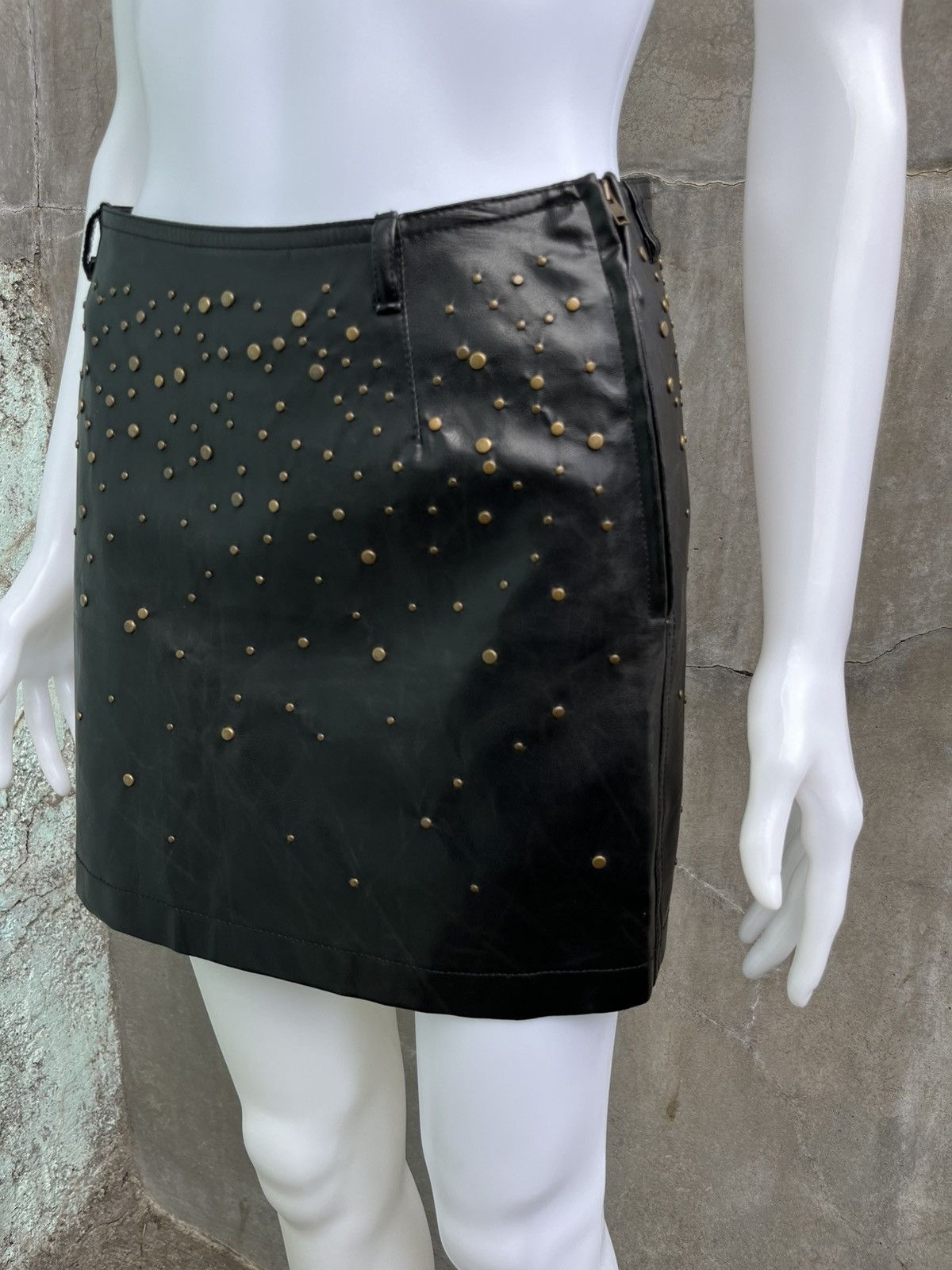 Moschino Studded Leather Skirt Size 27" / US 4 / IT 40 - 3 Thumbnail