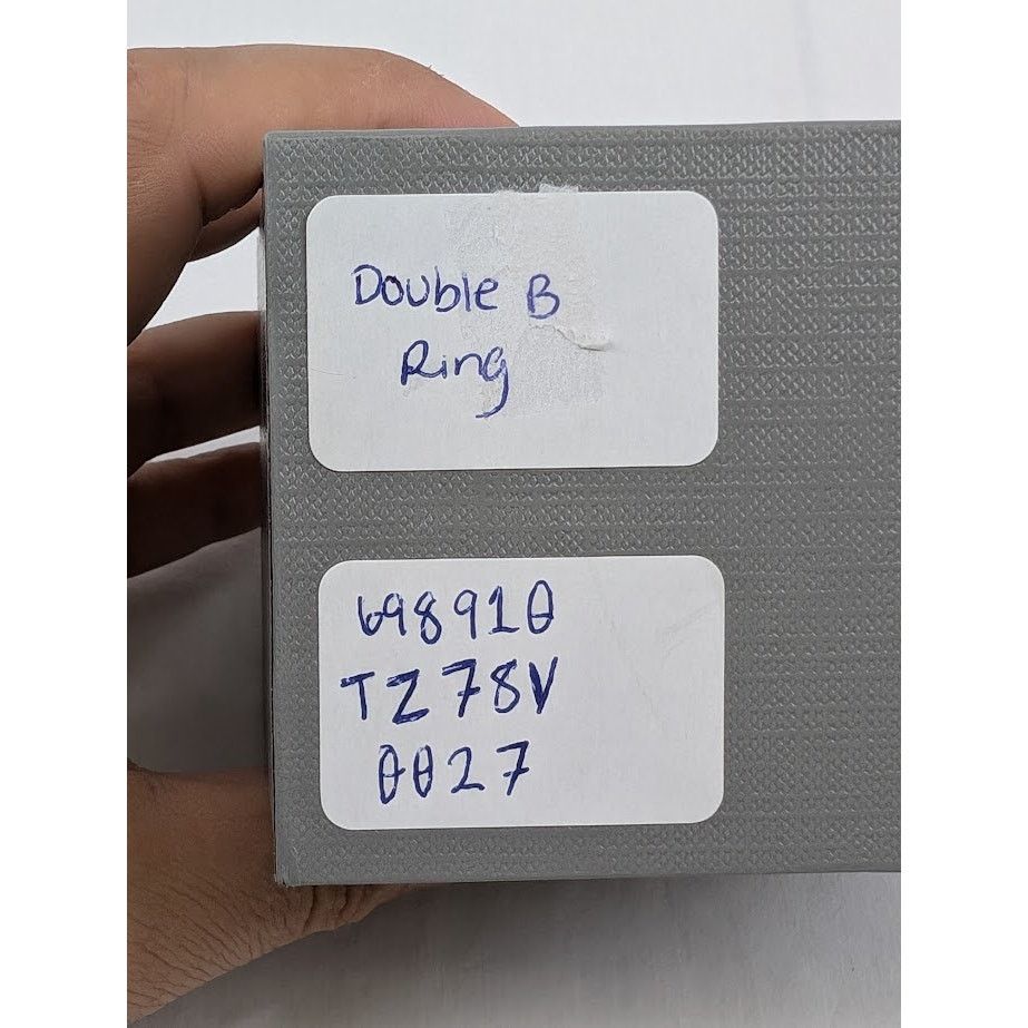 Balenciaga o1rshd1 Size: OS / Double B Ring in Gold Size ONE SIZE - 18 Thumbnail