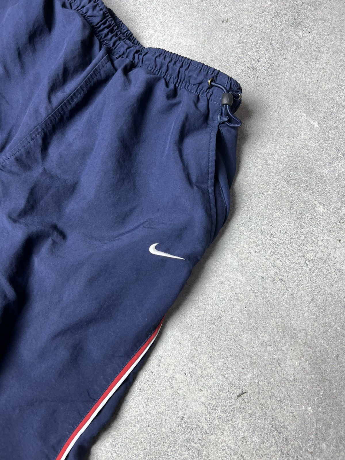 Nike 00s Vintage Nike Pants Nylon Rare Swoosh Drill Size US 34 / EU 50 - 4 Thumbnail