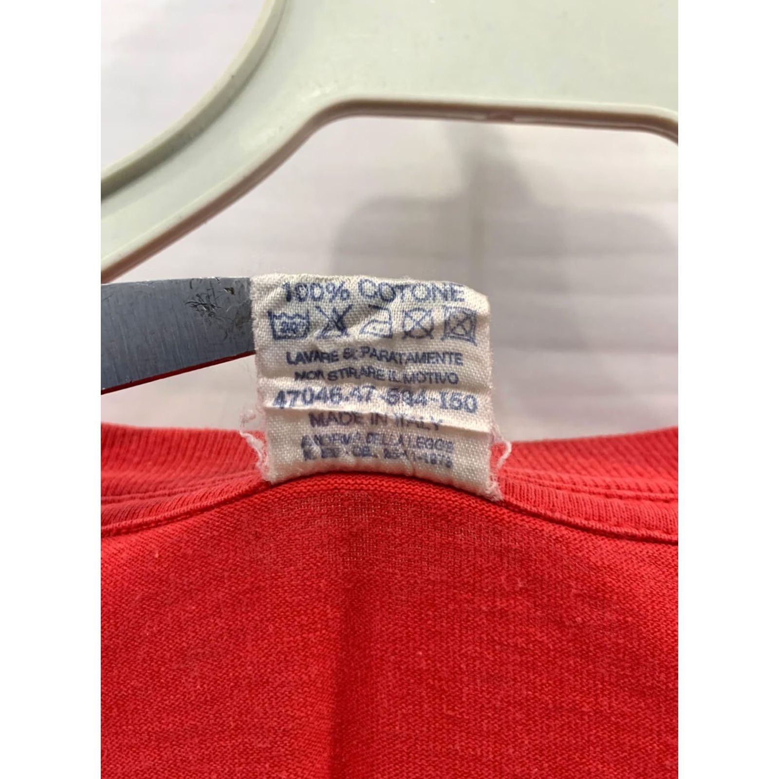 Levi's VINTAGE Levi's Photo T-Shirt 90s XL Red Made in Italy Mens Short Sleeve Graphic Tee Size US XL / EU 56 / 4 - 5 Thumbnail