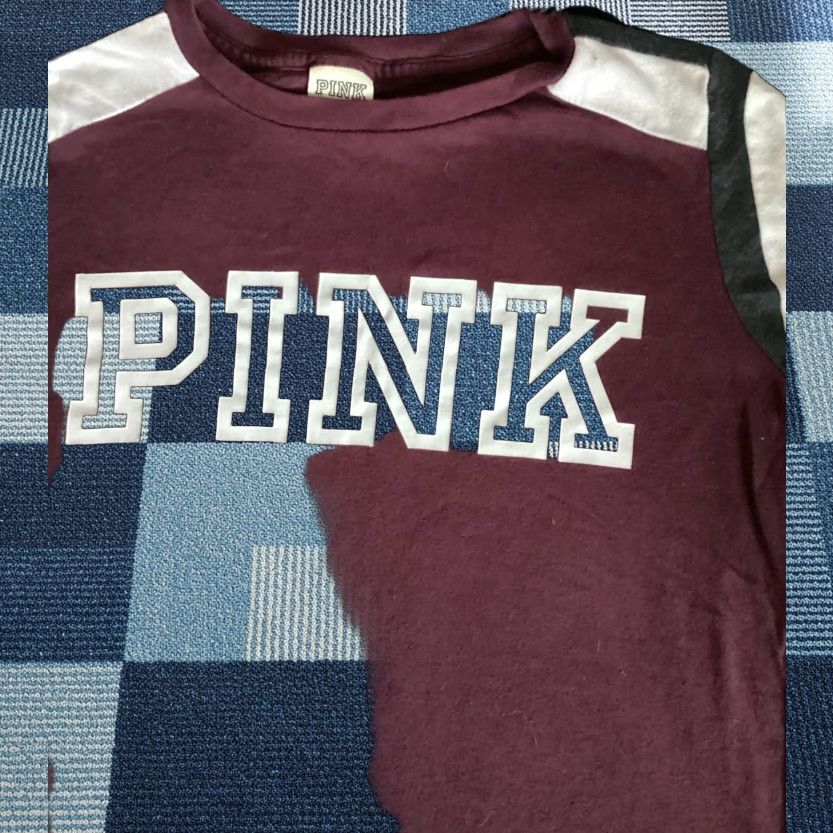 Vintage VS PINK Varsity Tee Womens XS Extra Small T-Shirt Victoria’s Secret Maroon Logo Size XS / US 0-2 / IT 36-38 - 1 Thumbnail