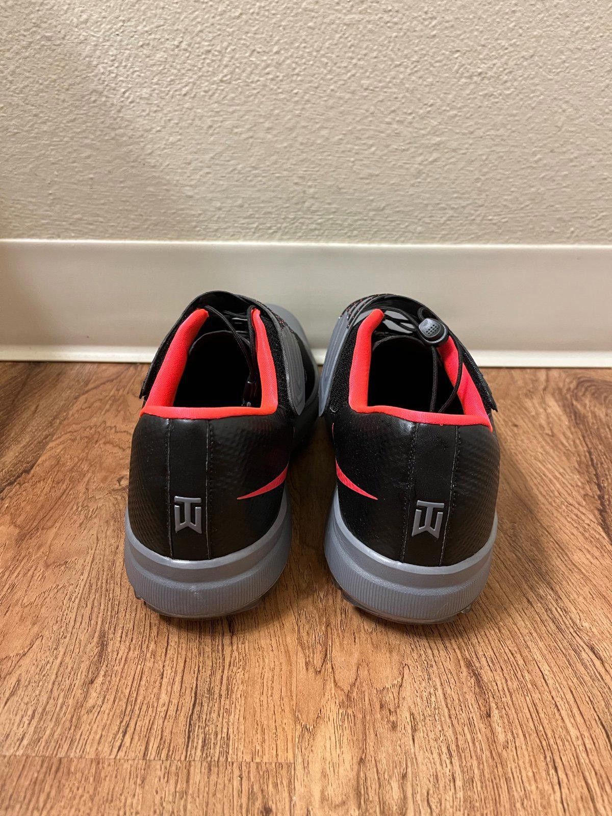 Nike Nike TW ‘17 Tiger Woods Golf Cool Grey Samples Size US 10 / EU 43 - 2 Thumbnail