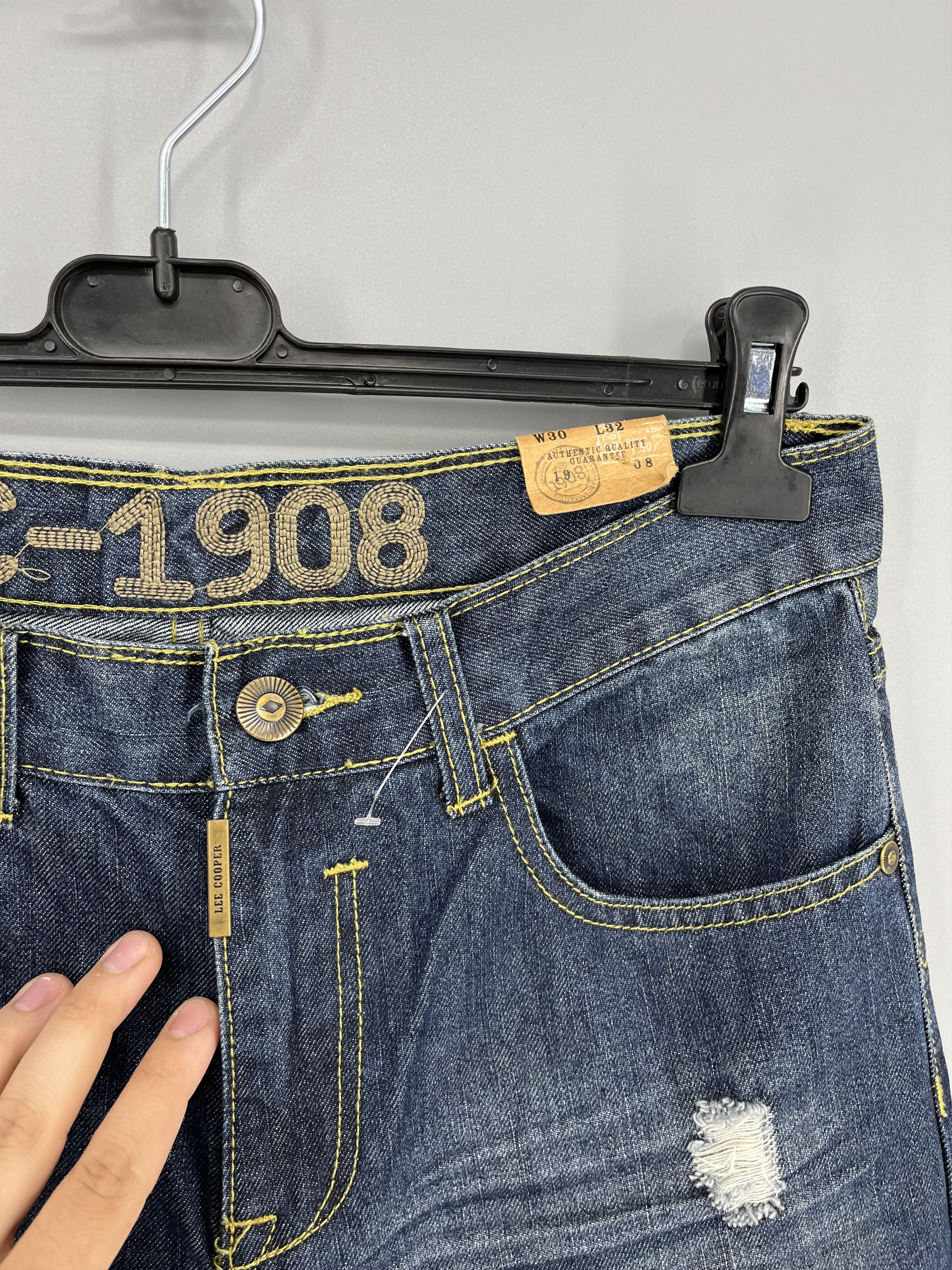 Japanese Brand × Lee NEW! Distressed Lee Cooper Stone Washed Denim Ripped Jean Size US 30 / EU 46 - 4 Thumbnail