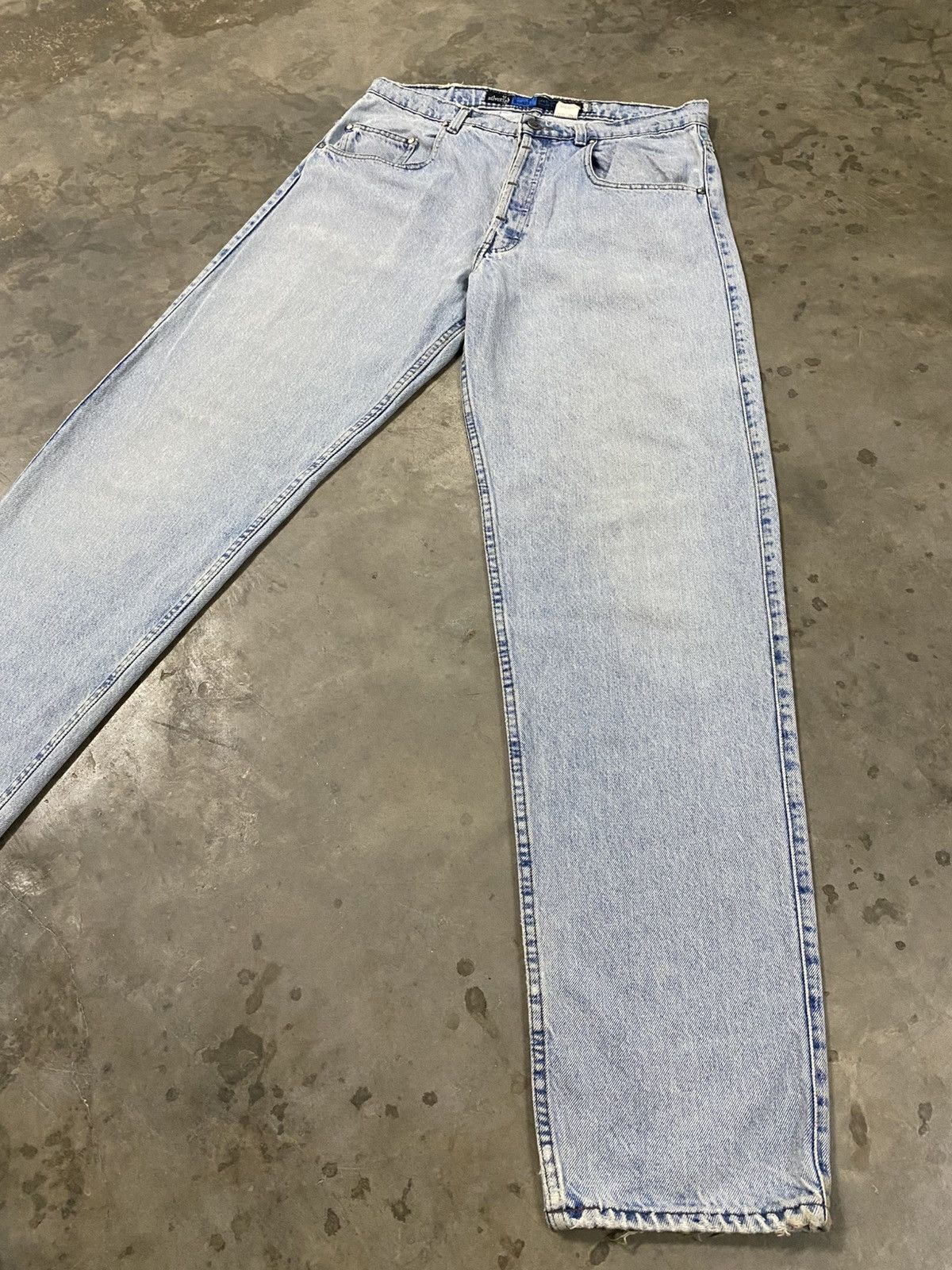 Levi's Vintage Levis Silver Tab Relaxed Wash Blue Distressed @310 Size US 33 - 5 Thumbnail
