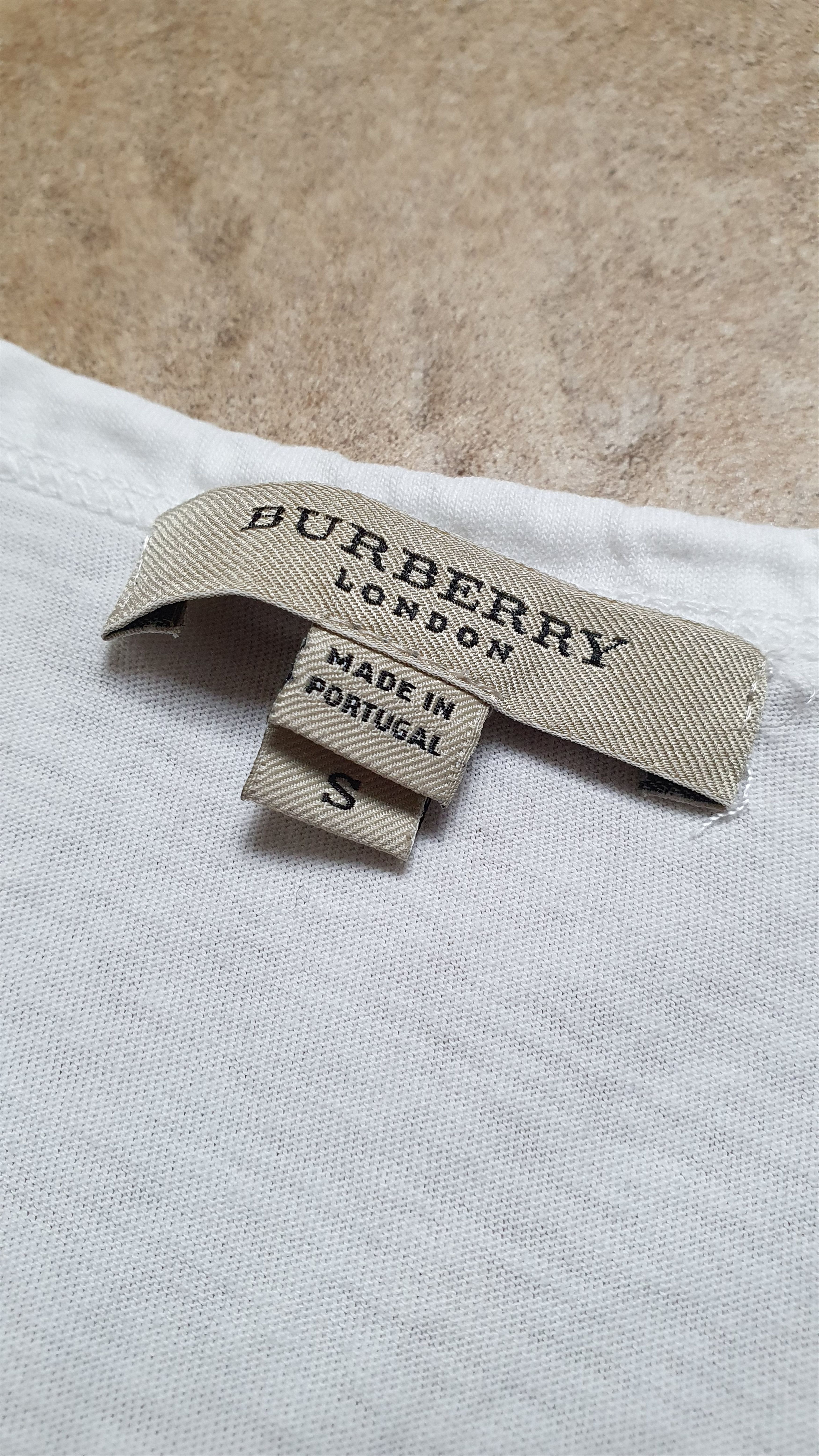 Burberry Women's t shirts Burberry London Authentic Big Logo Size S / US 4 / IT 40 - 9 Thumbnail