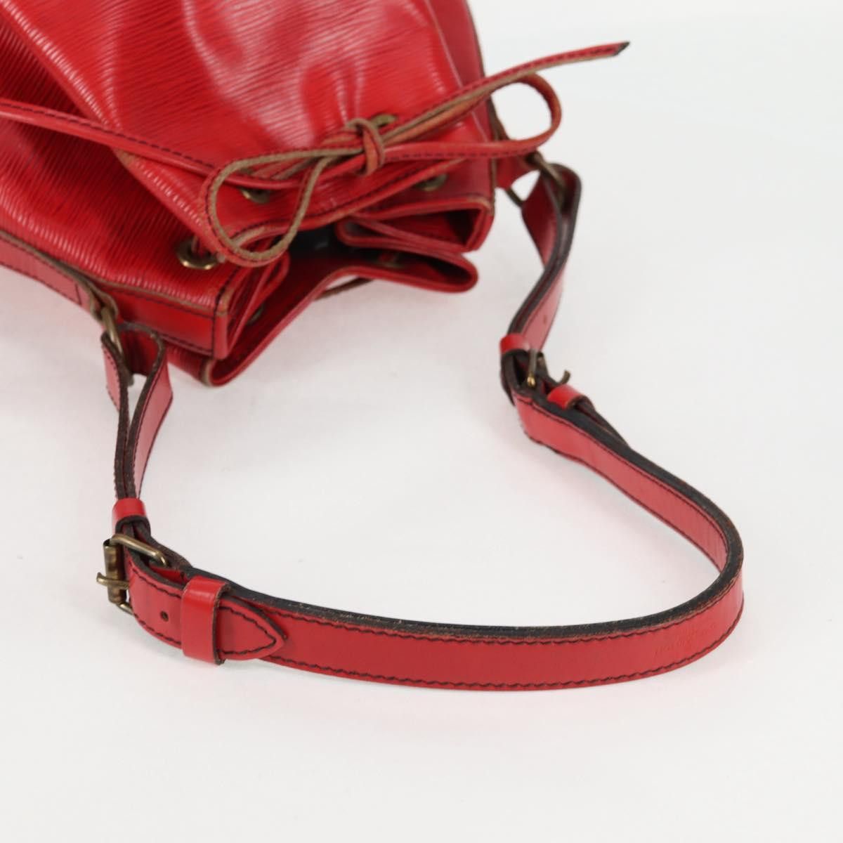 Louis Vuitton LOUIS VUITTON Epi Petit Noe Shoulder Bag Red M44107 Size ONE SIZE - 7 Thumbnail