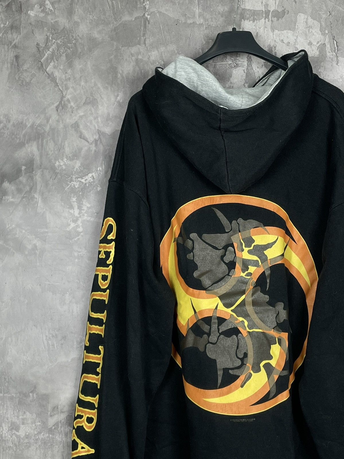Band Tees Sepultura Vintage 1990s Flame Streetwear Very Rare Hoodie Size US XL / EU 56 / 4 - 3 Thumbnail