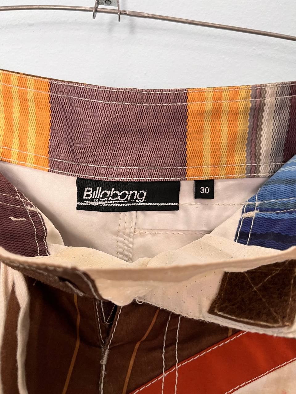 Other Billabong foo fighters tribal y2k rap shorts Size US 30 / EU 46 - 4 Thumbnail