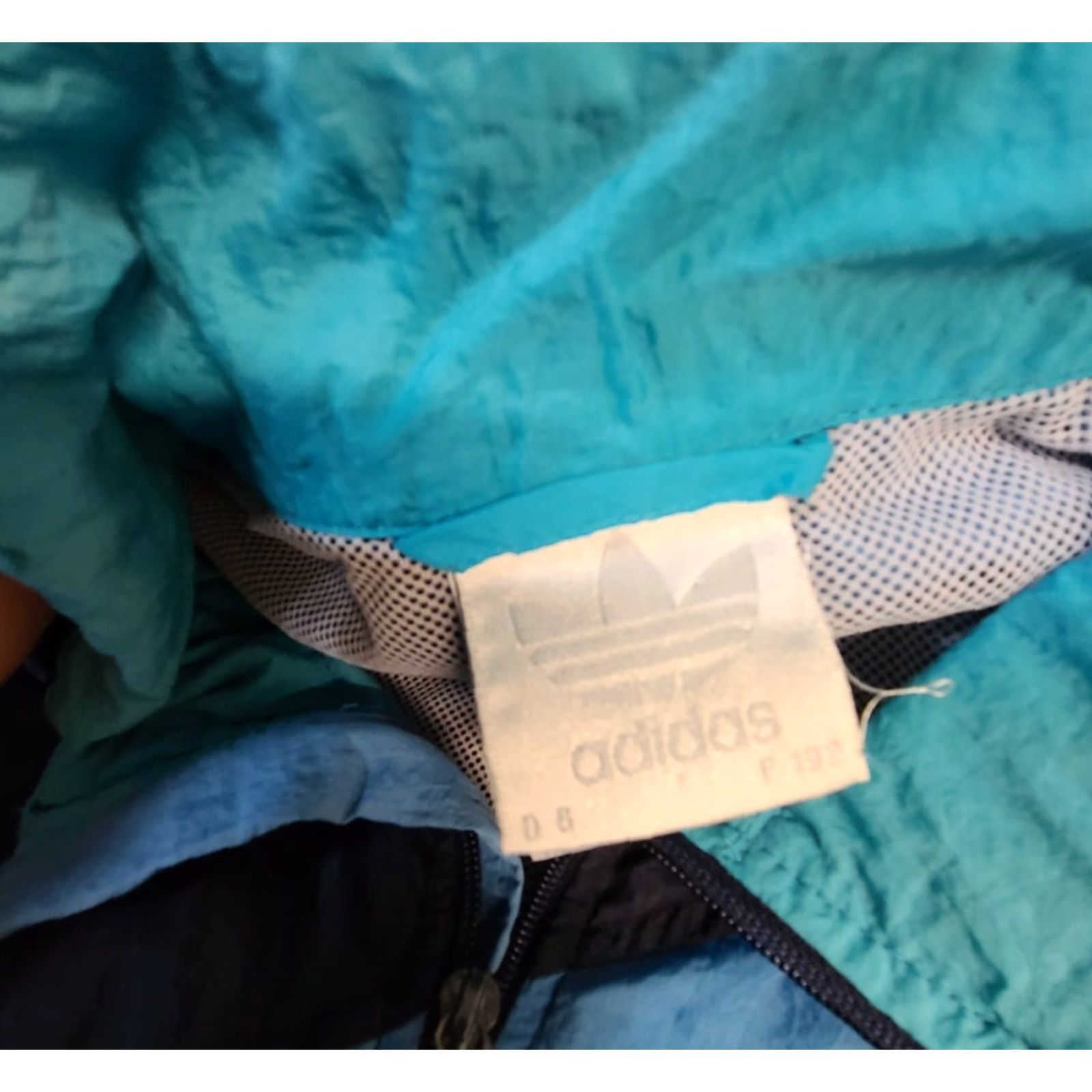 Adidas VINTAGE Adidas 1/2 Zip Pullover Windbreaker Jacket Kangaroo Pouch Men’s Large Blue Striped Nylon Windbreaker Jacket Men L Size US L / EU 52-54 / 3 - 2 Thumbnail
