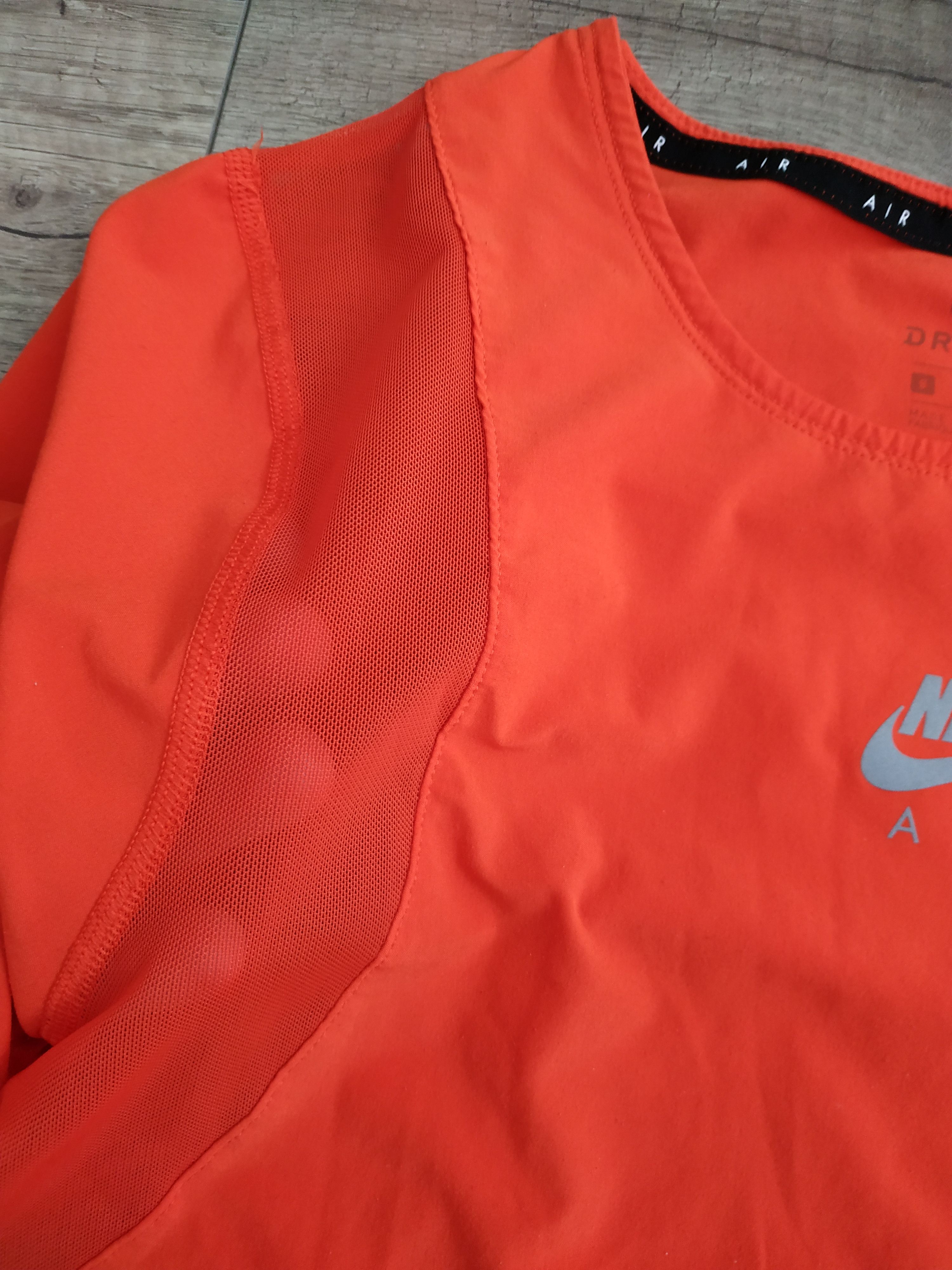 Nike Nike Dri-Fit Women's Reflective Training T-shirt Top, SMALL Size S / US 4 / IT 40 - 7 Thumbnail
