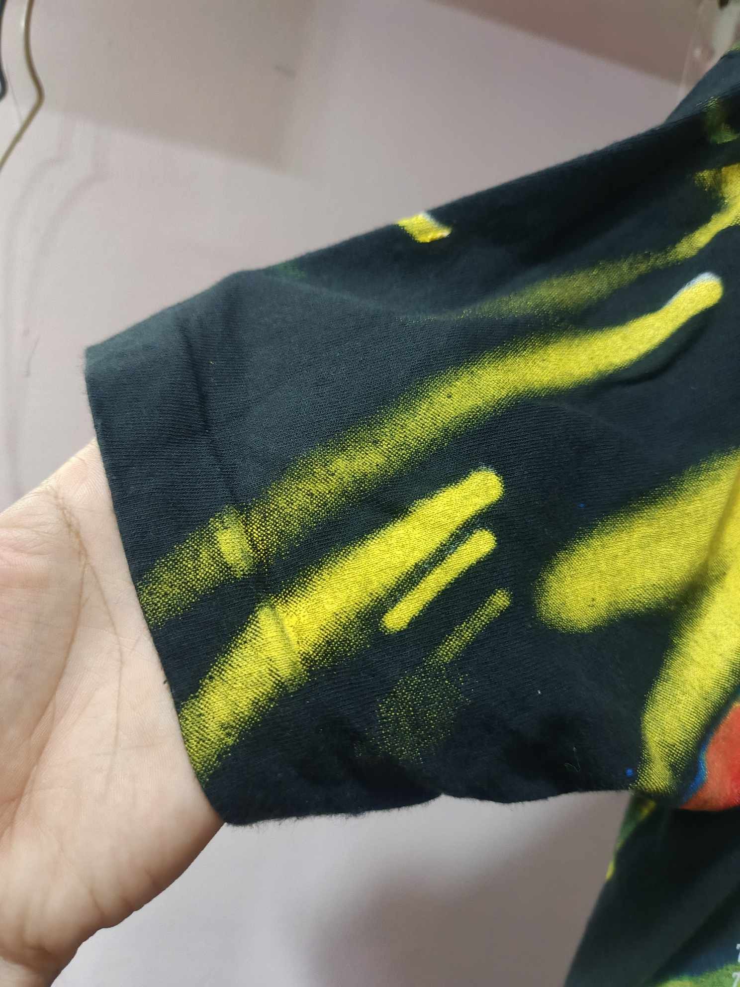 Fruit Of The Loom × Vintage Vintage Van Halen 1993 World Tour Tee Size US XL / EU 56 / 4 - 8 Thumbnail