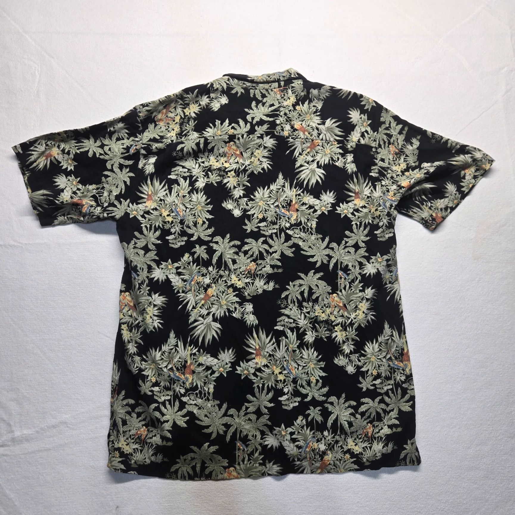Izod IZOD GOLF Hawaiian Shirt Black Floral Print Button-Up Adult Men's Large Size US L / EU 52-54 / 3 - 7 Thumbnail