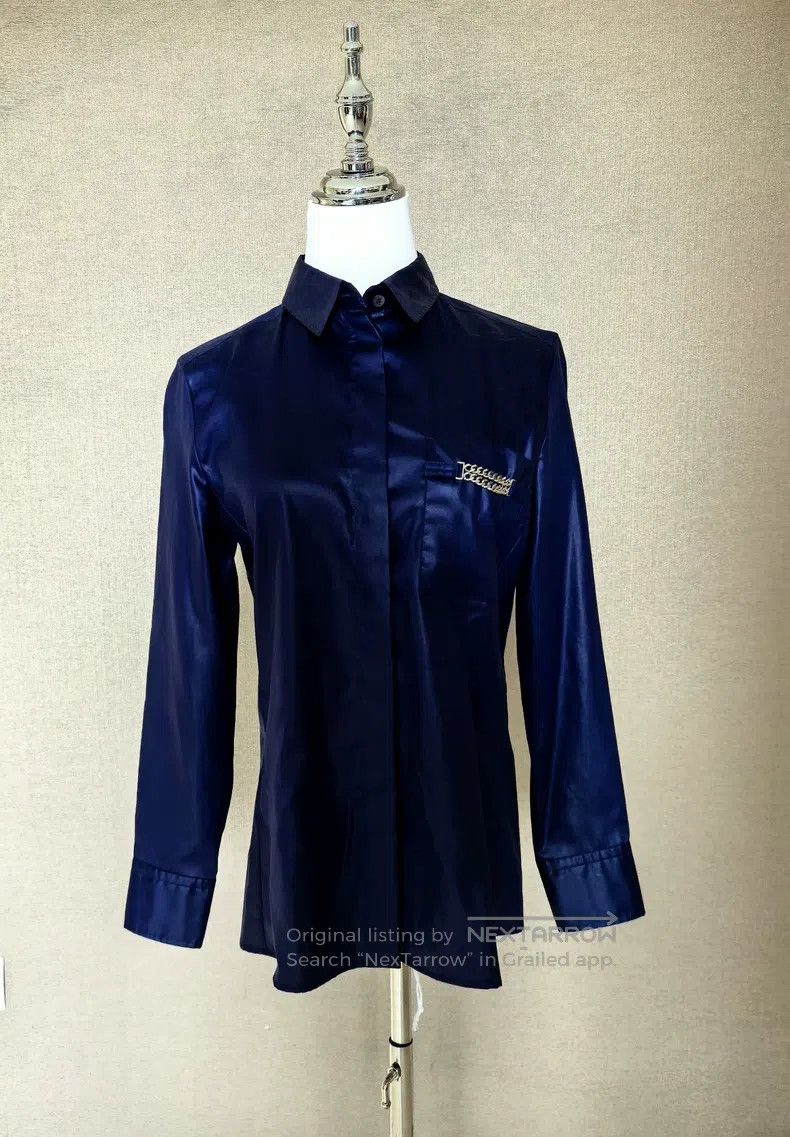 Hermes Hermes Classic Navy Blue Shirt, Simple and Elegant Collar Size XXS / US 00 / IT 34 - 1 Thumbnail