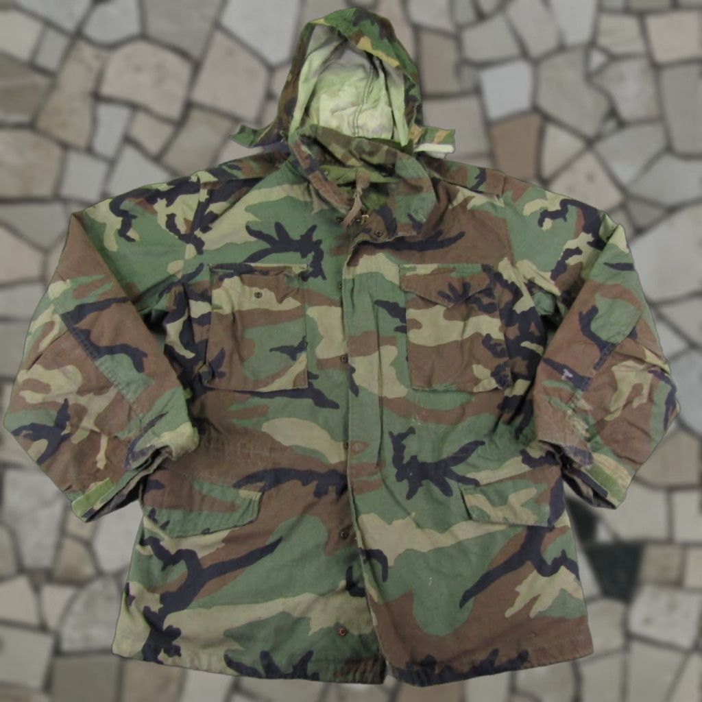 Vintage VINTAGE US Army Jacket Mens Medium Green Camo Cold Weather Field Coat 80s 1985 Size US M / EU 48-50 / 2 - 1 Thumbnail