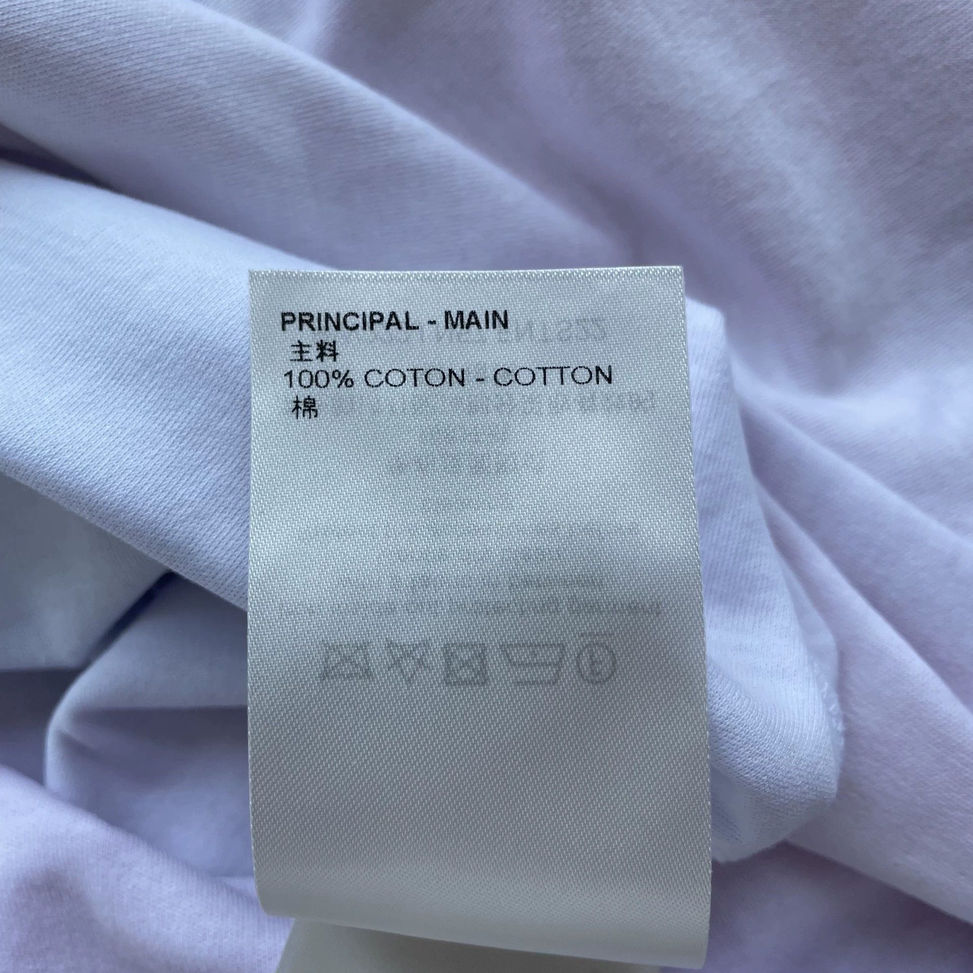 Louis Vuitton LOUIS VUITTON ombre neck oversize tee wmn pink L Size L / US 10 / IT 46 - 6 Thumbnail