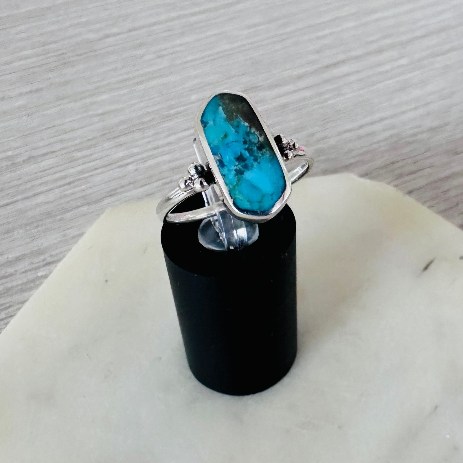 The Unbranded Brand Sterling Silver Turquoise Statement Ring Size ONE SIZE - 8 Thumbnail