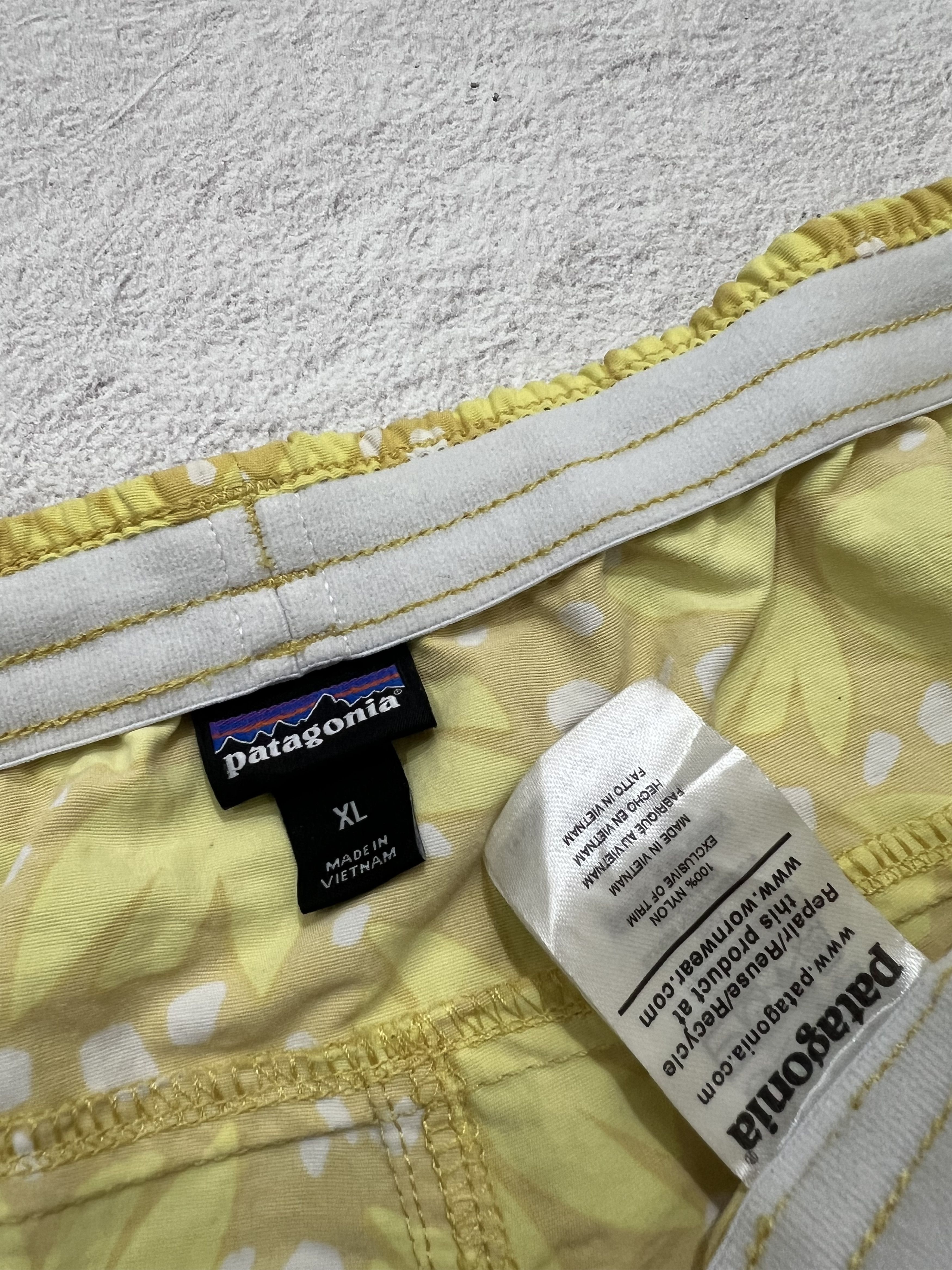 Patagonia 2000s Archival Patagonia Flower Pattern Relaxed Short y2k Size US 30 / EU 46 - 5 Thumbnail