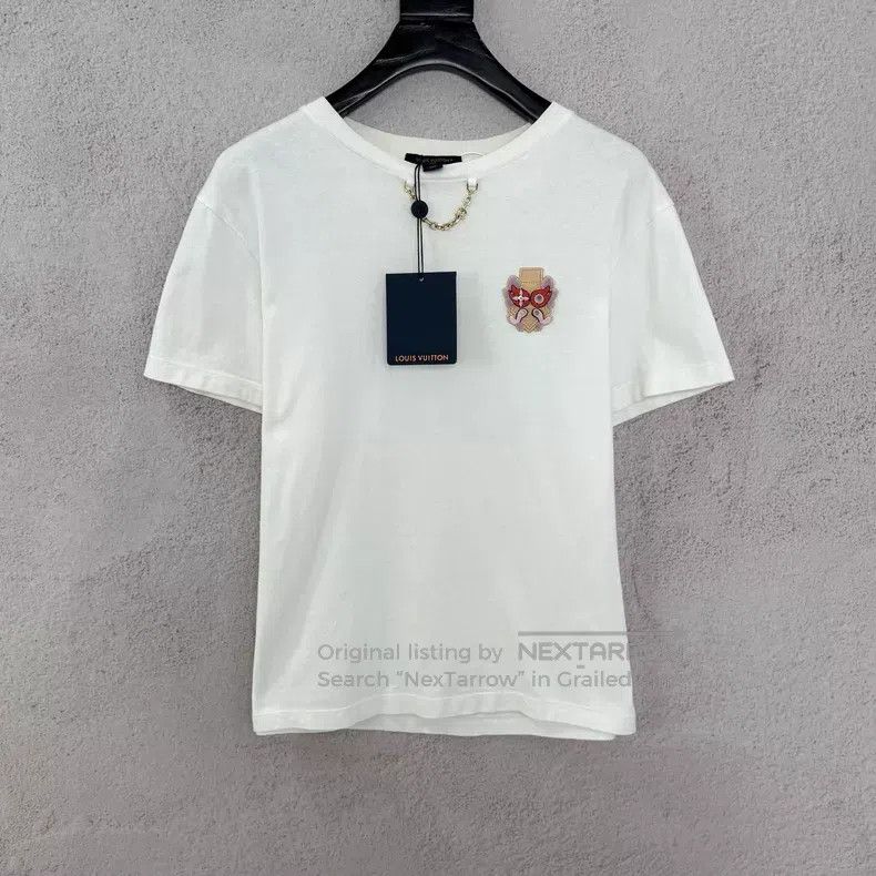 Louis Vuitton Louis Vuitton Solid Logo Label Round Neck Dragon Year Limi Size M / US 6-8 / IT 42-44 - 1 Thumbnail