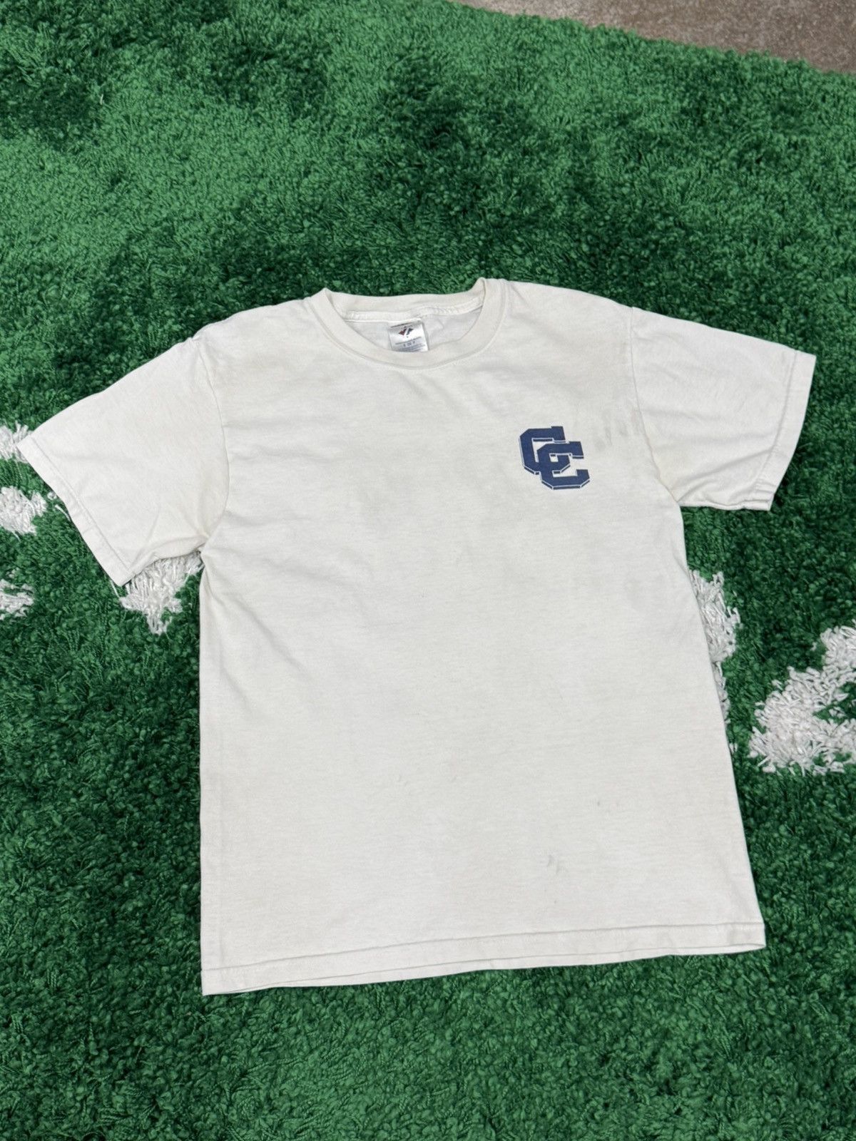 Vintage Vintage Snake Catholic High School Retro Tee White 90s Small Size US S / EU 44-46 / 1 - 3 Thumbnail