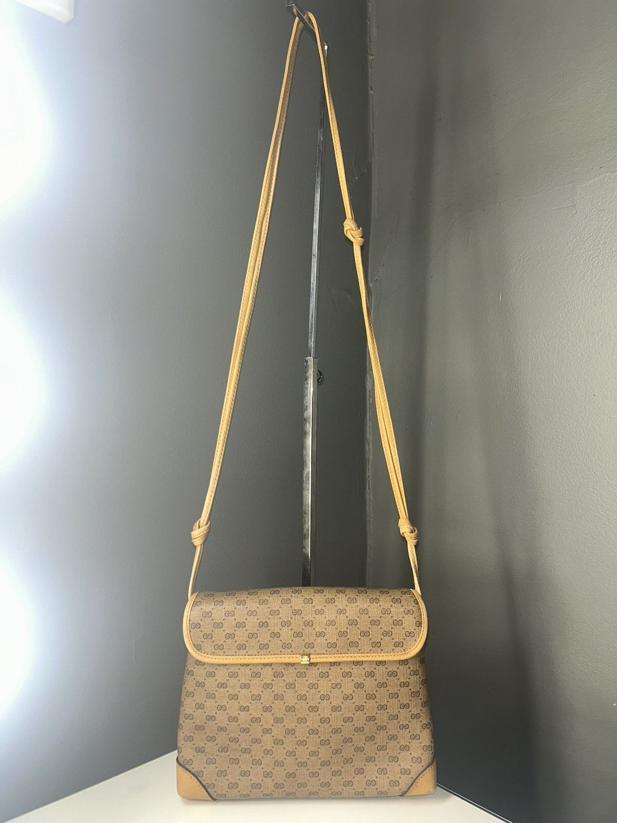 Gucci Vintage 80s Gucci Micro GG Crossbody Bag Size ONE SIZE - 11 Thumbnail
