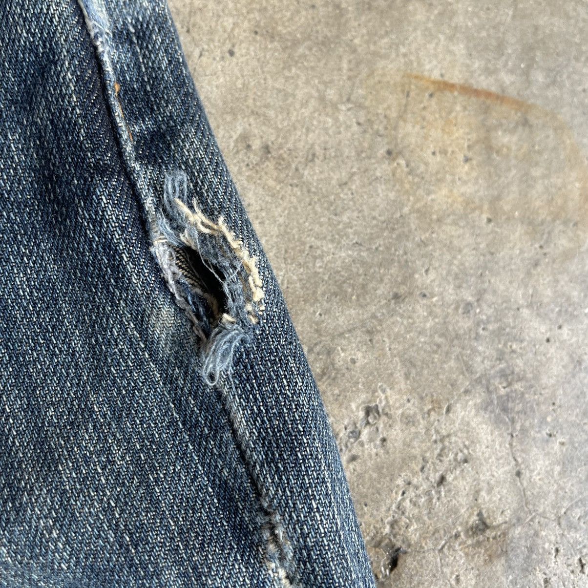 Edwin 🔥Vintage Edwin 403 Stoned Washed Ripped Distress Soft Jeans Size US 29 - 11 Thumbnail