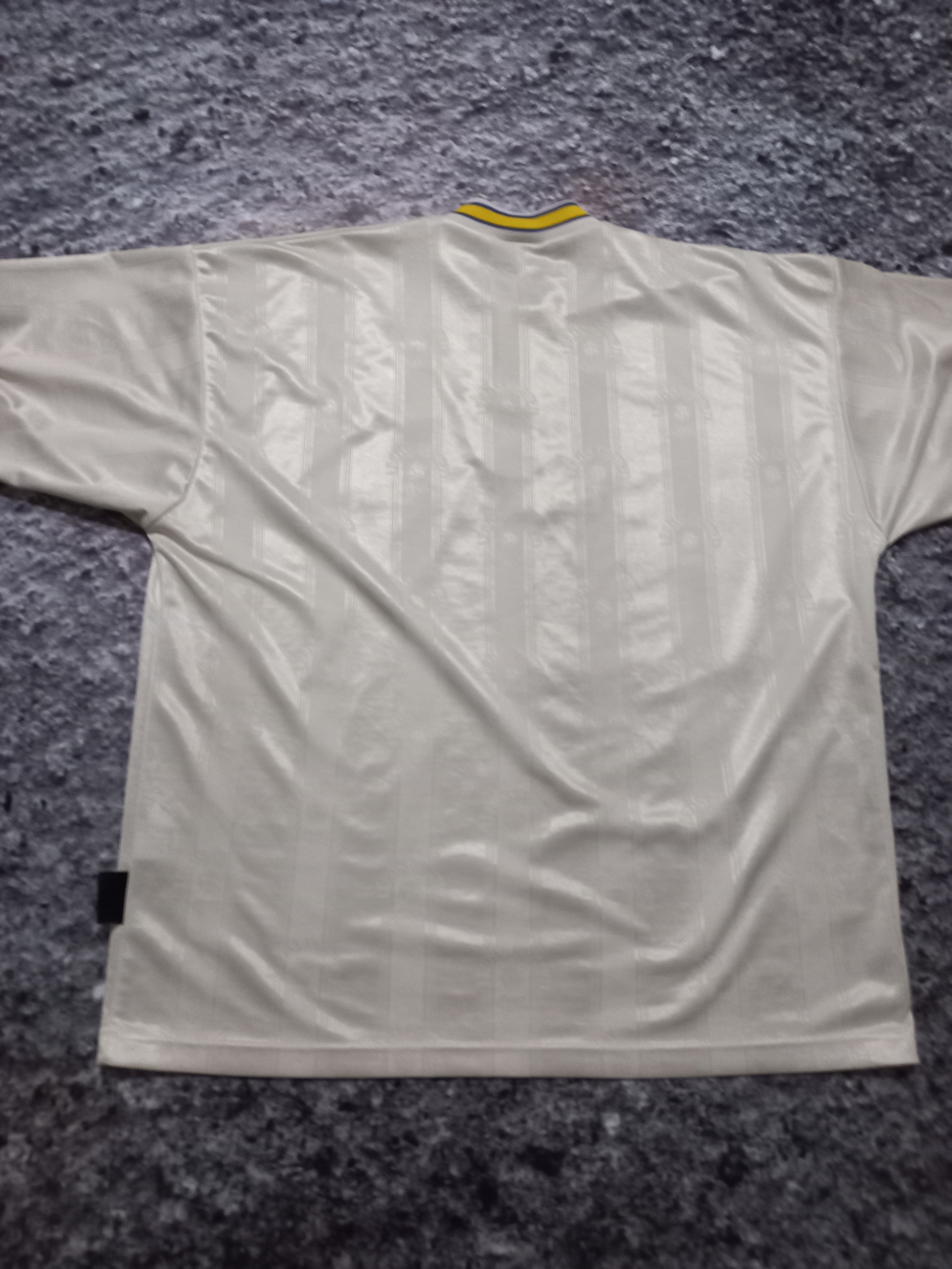 Puma × Vintage Jersey Leeds 1998 Size US XL / EU 56 / 4 - 2 Thumbnail