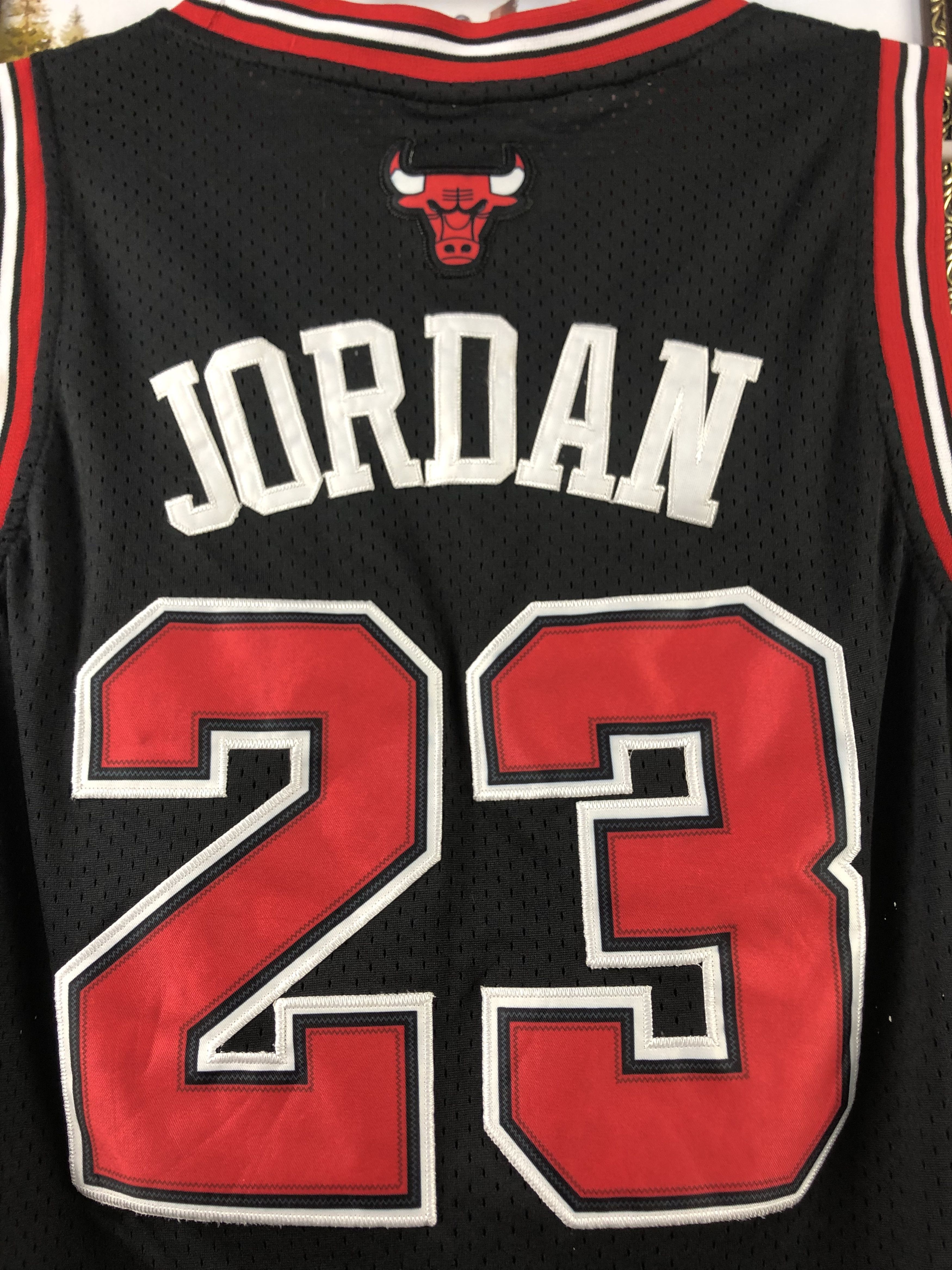 NBA Vintage Chicago Bulls Jordan NBA 23 Jersey Shirt Rare Black Size US M / EU 48-50 / 2 - 13 Thumbnail
