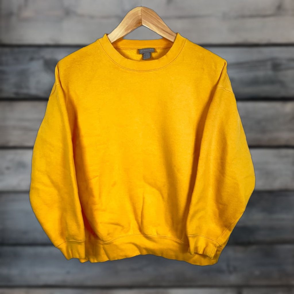 Vintage VINTAGE St. John's Bay Sweatshirt Boxy Fit Crewneck Yellow Gold Men L Sweatshirt Size US L / EU 52-54 / 3 - 1 Thumbnail