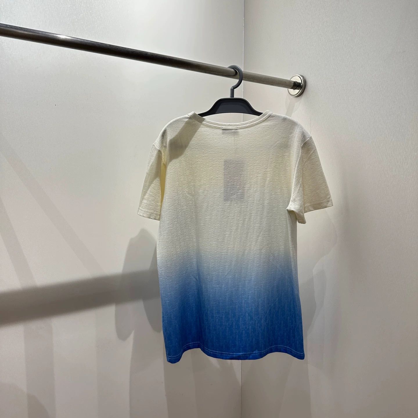 Christian Dior Monsieur Dior Oblique White Blue Gradient Short Sleeve M Size M / US 6-8 / IT 42-44 - 2 Thumbnail