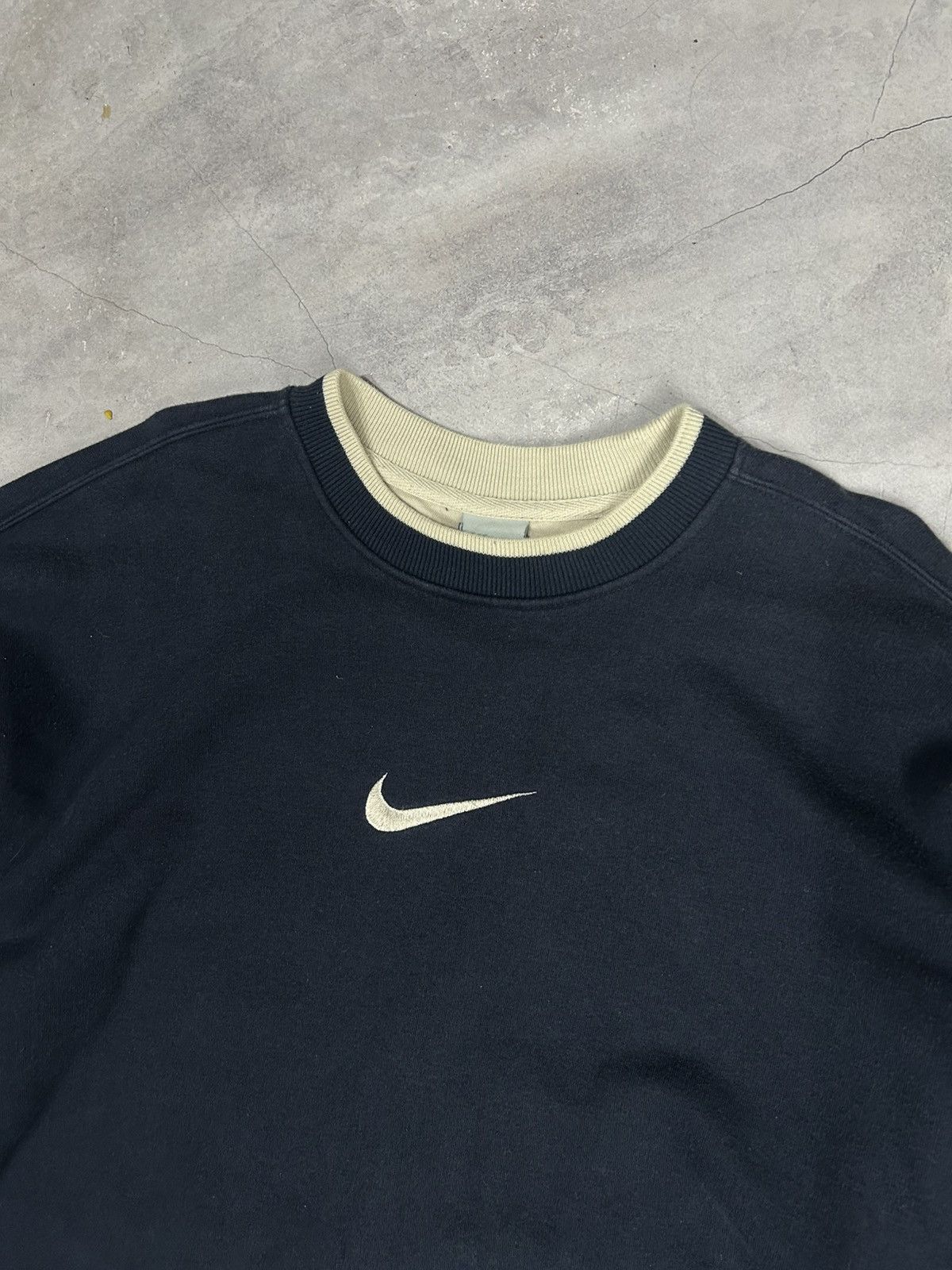 Nike Vintage Y2k Nike Big Swoosh Sweatshirt Size US XL / EU 56 / 4 - 4 Thumbnail