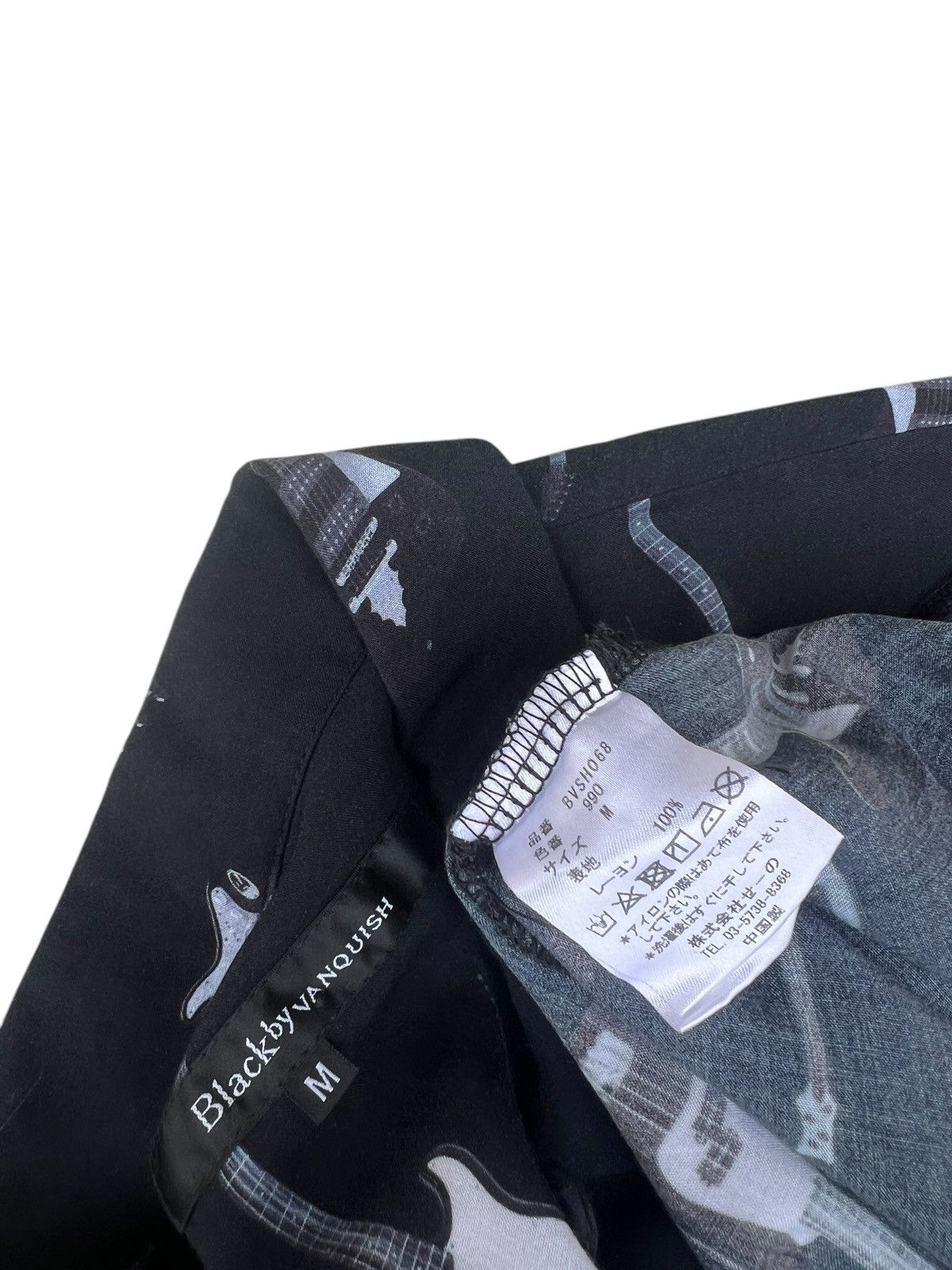 Vanquish Black Vanquish Guitars Collection 100% Rayon Hawaiian Shirt Size US M / EU 48-50 / 2 - 16 Thumbnail