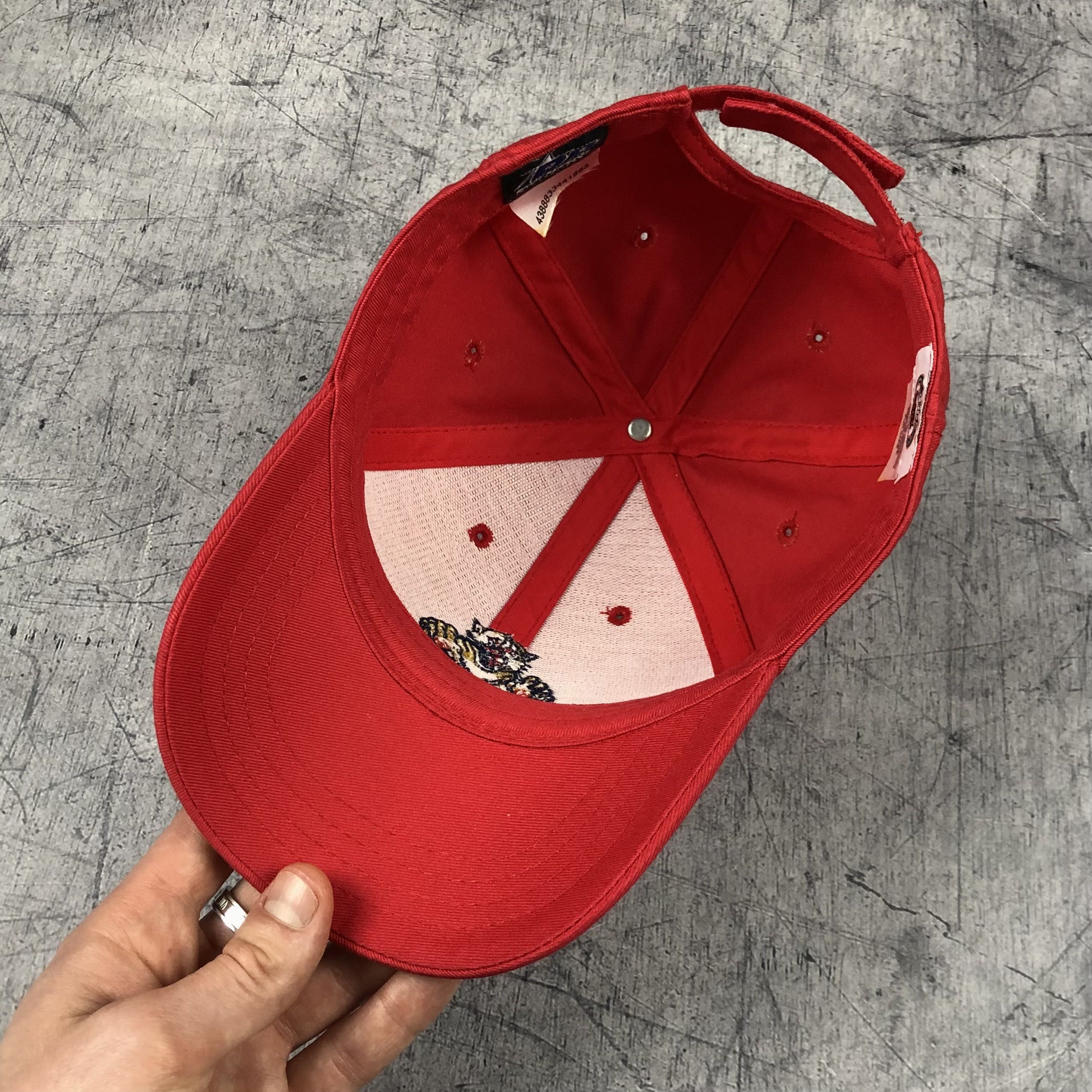 NHL Vintage NHL Florida Panthers Cap Size ONE SIZE - 7 Thumbnail